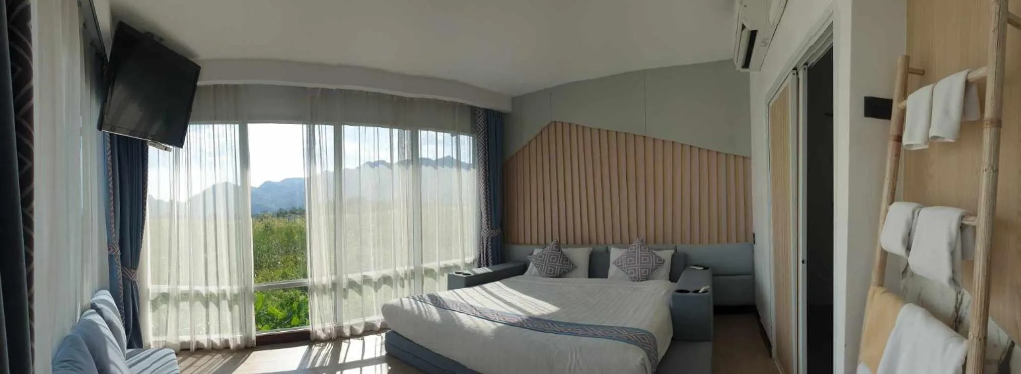 Bed in The Vista Pool Villa