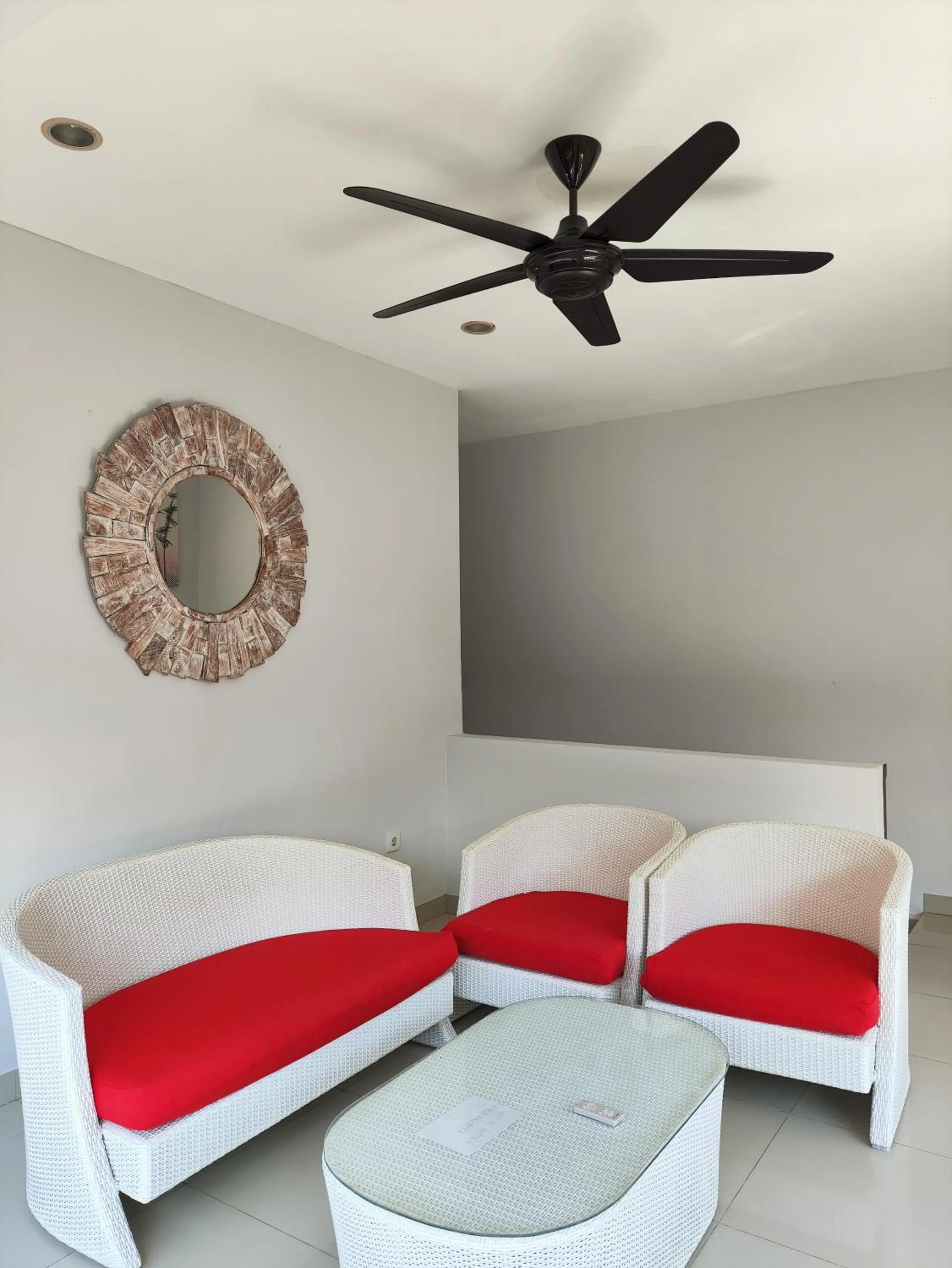 Living room, Bed in Villa Lovecho