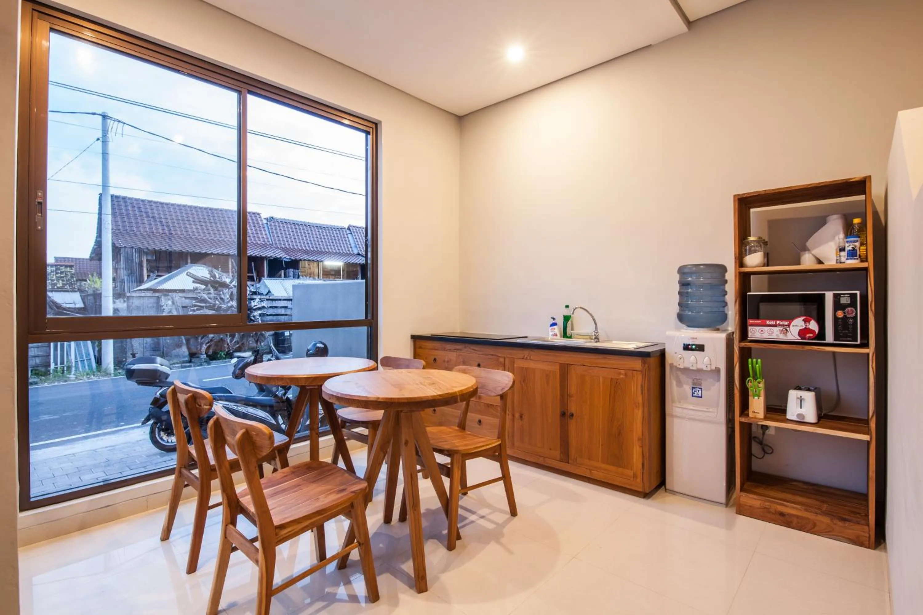 Dining area in Eclipse Kerobokan