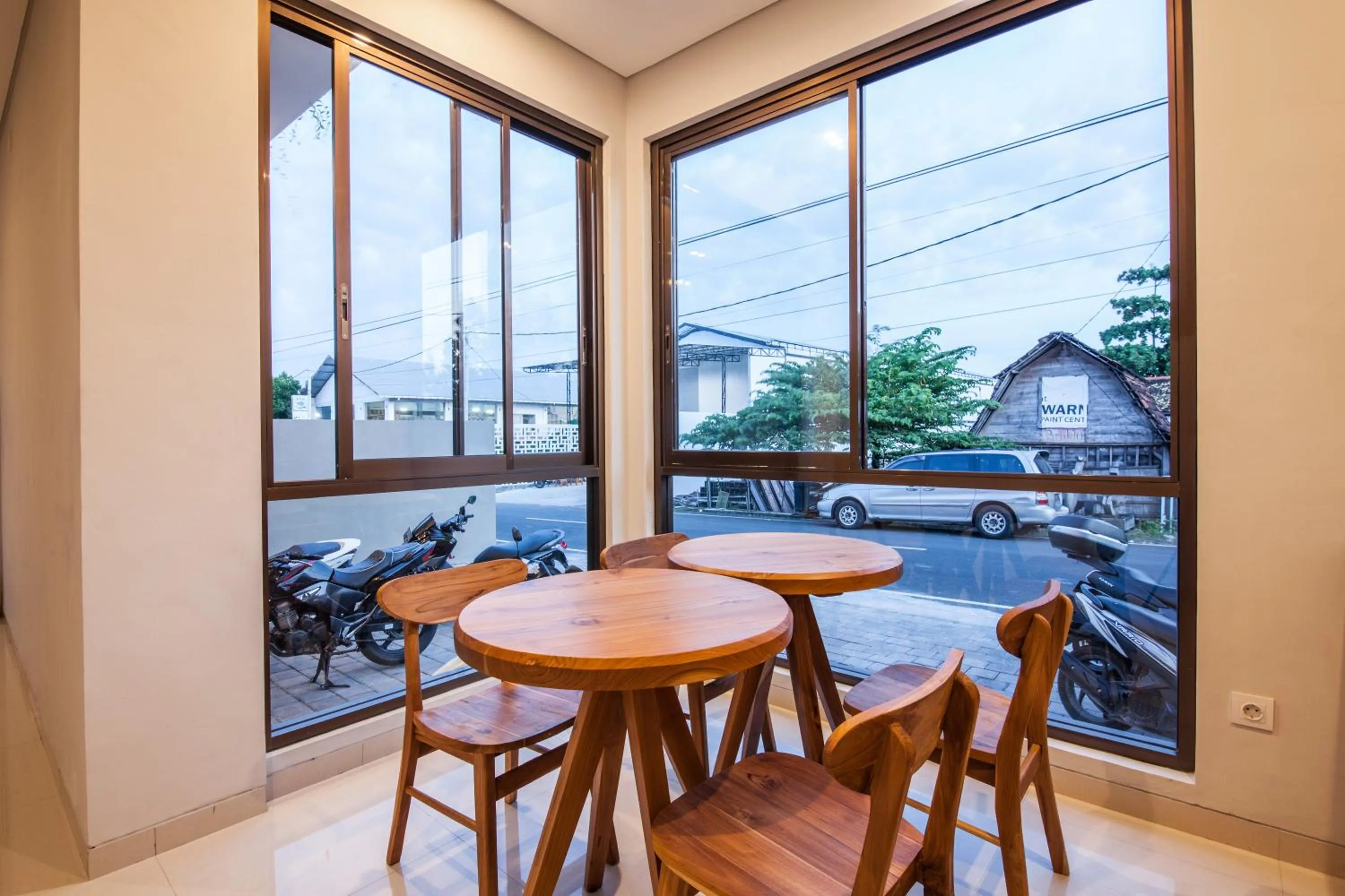 Dining area in Eclipse Kerobokan