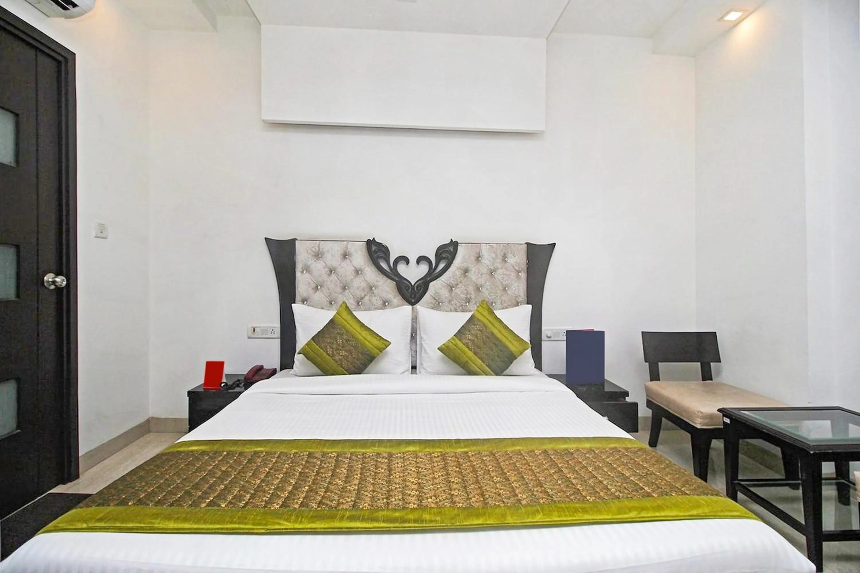 Dining area in FabHotel Arihant Inn