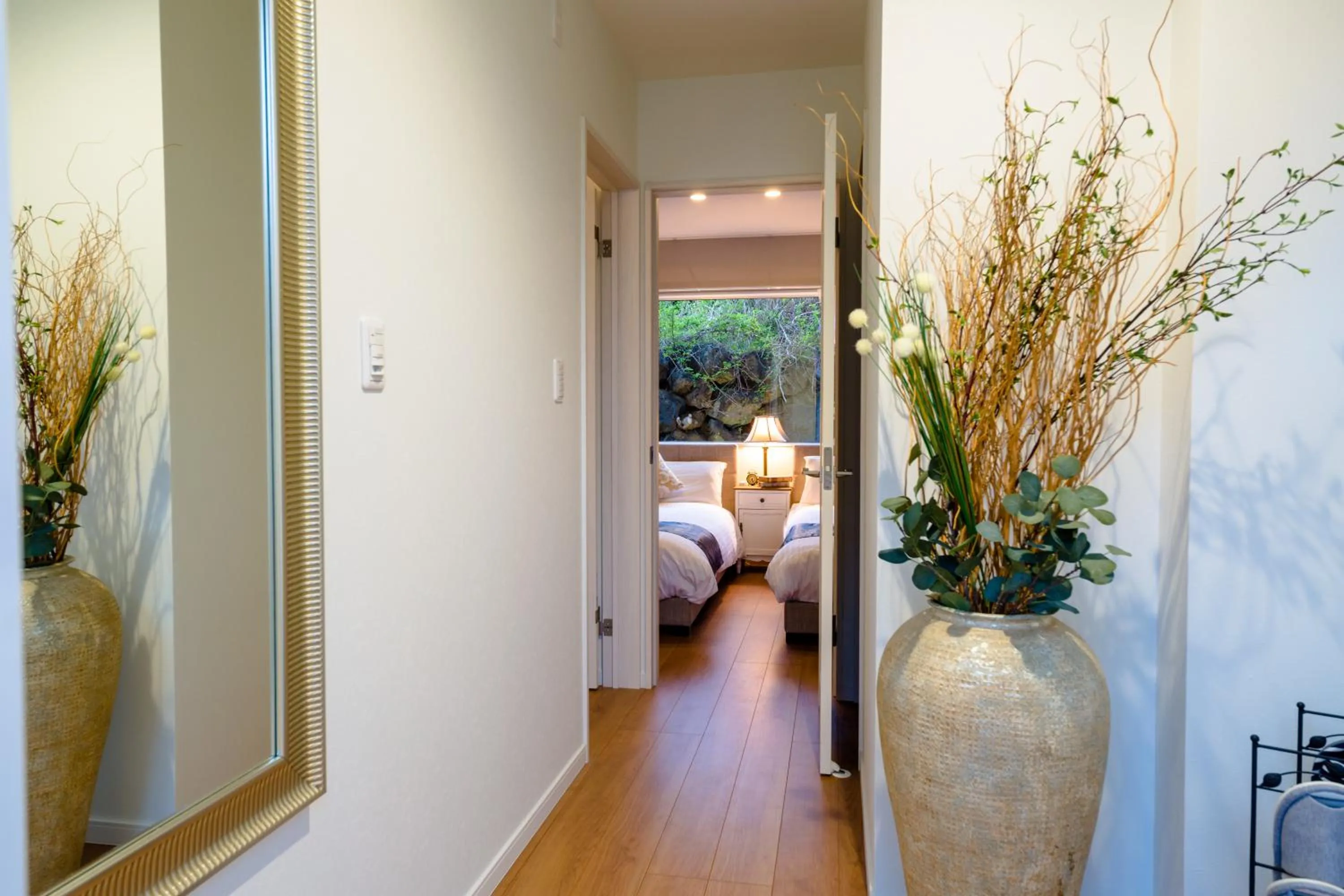 Photo of the whole room, Bed in Villa Hanasaku Fujikawaguchiko B