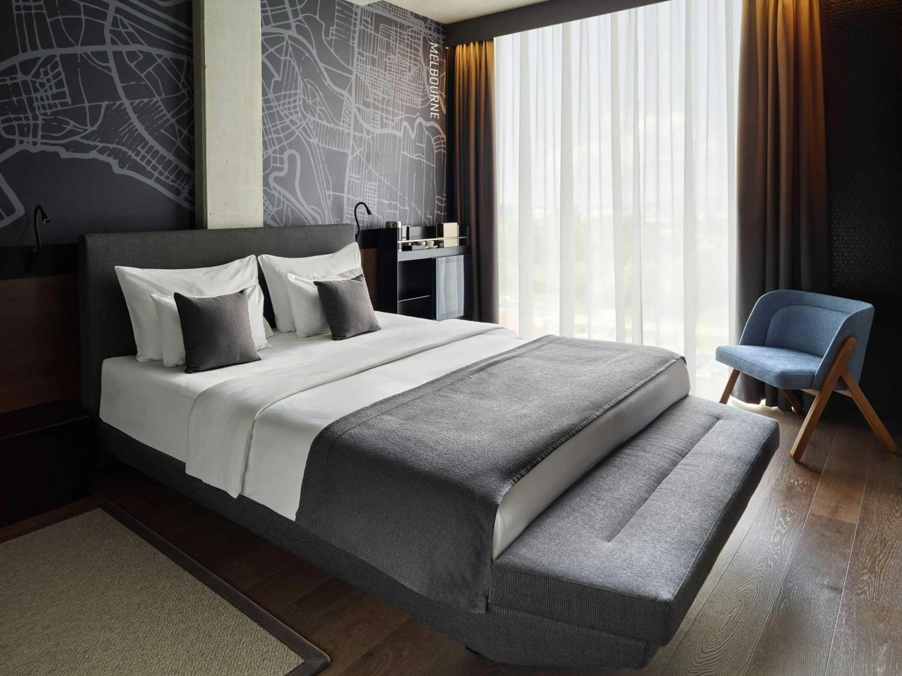 Bedroom, Bed in Mövenpick Zagreb