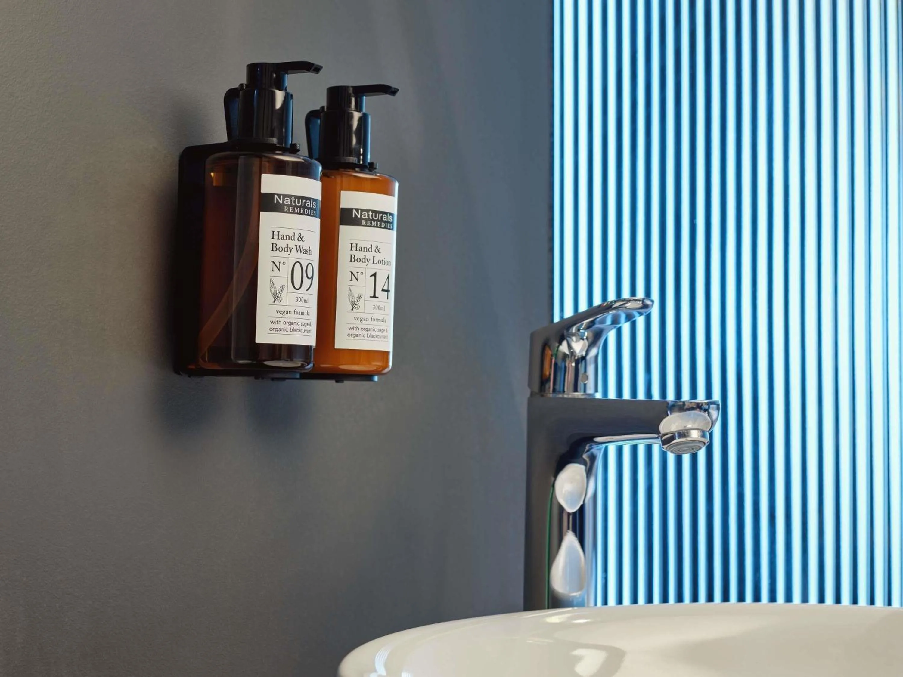 Bedroom in Mövenpick Zagreb