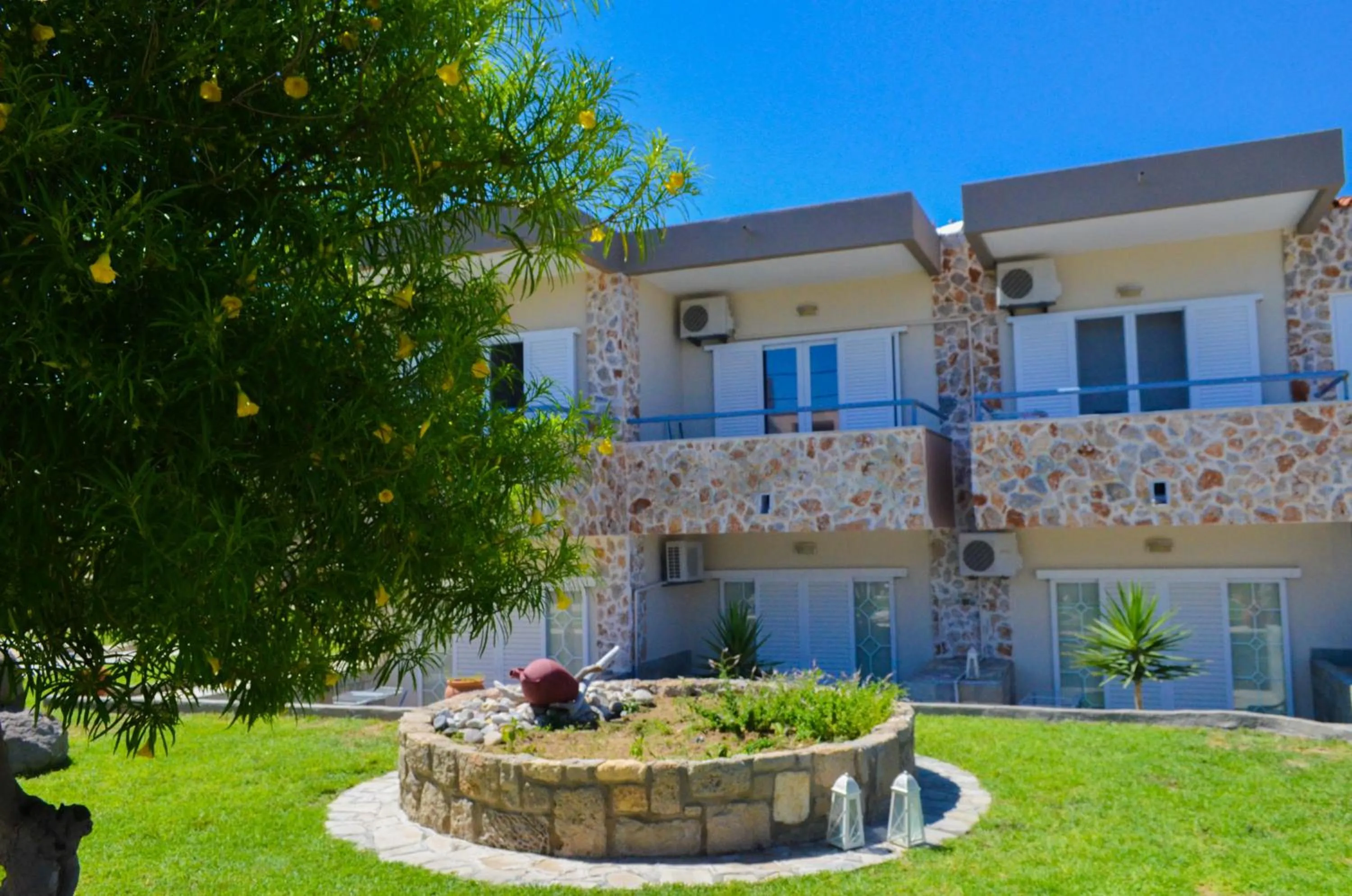 Garden in Sevi Apartments
