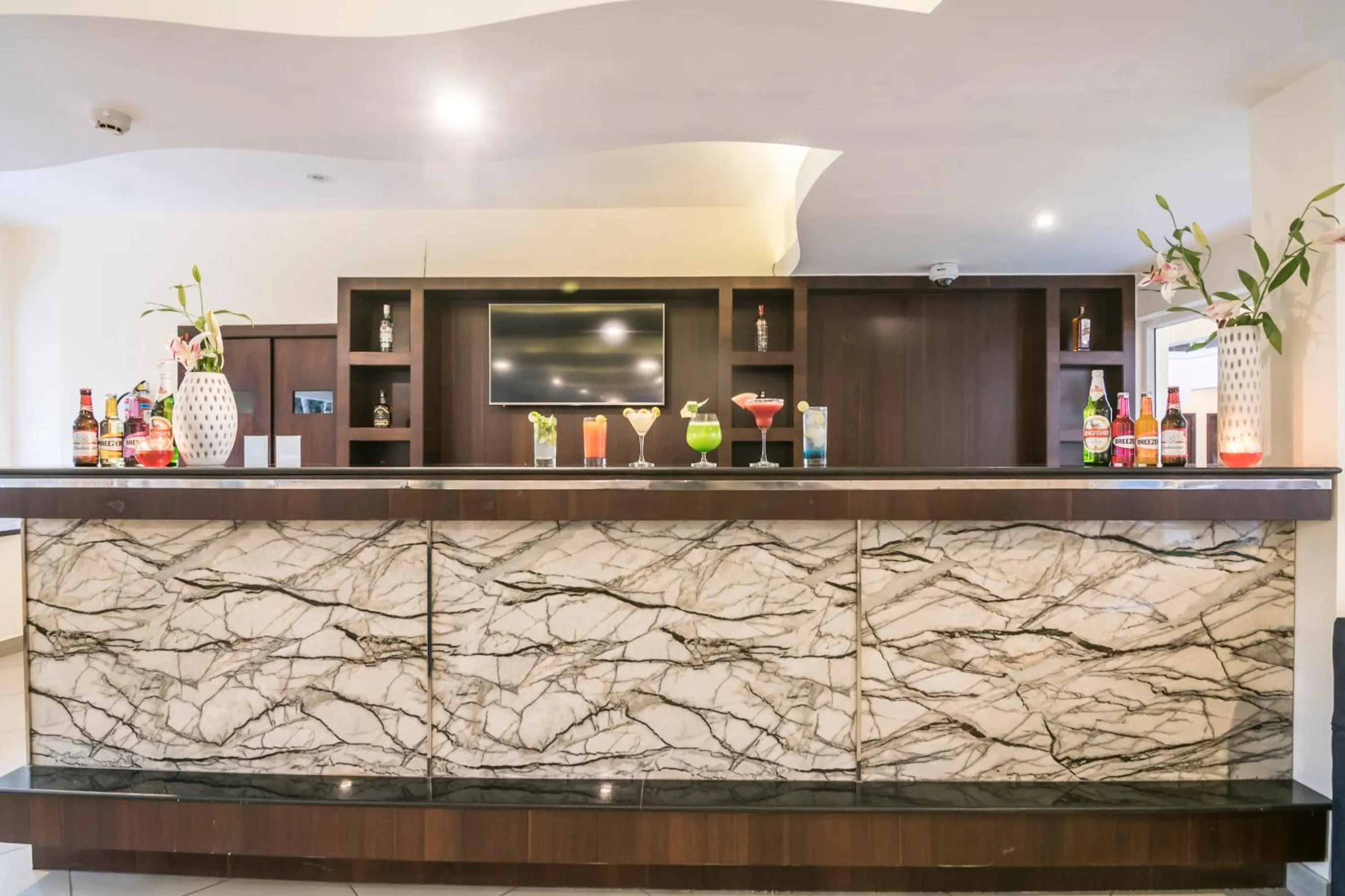 Restaurant/places to eat in Regenta Central North Goa, Arpora