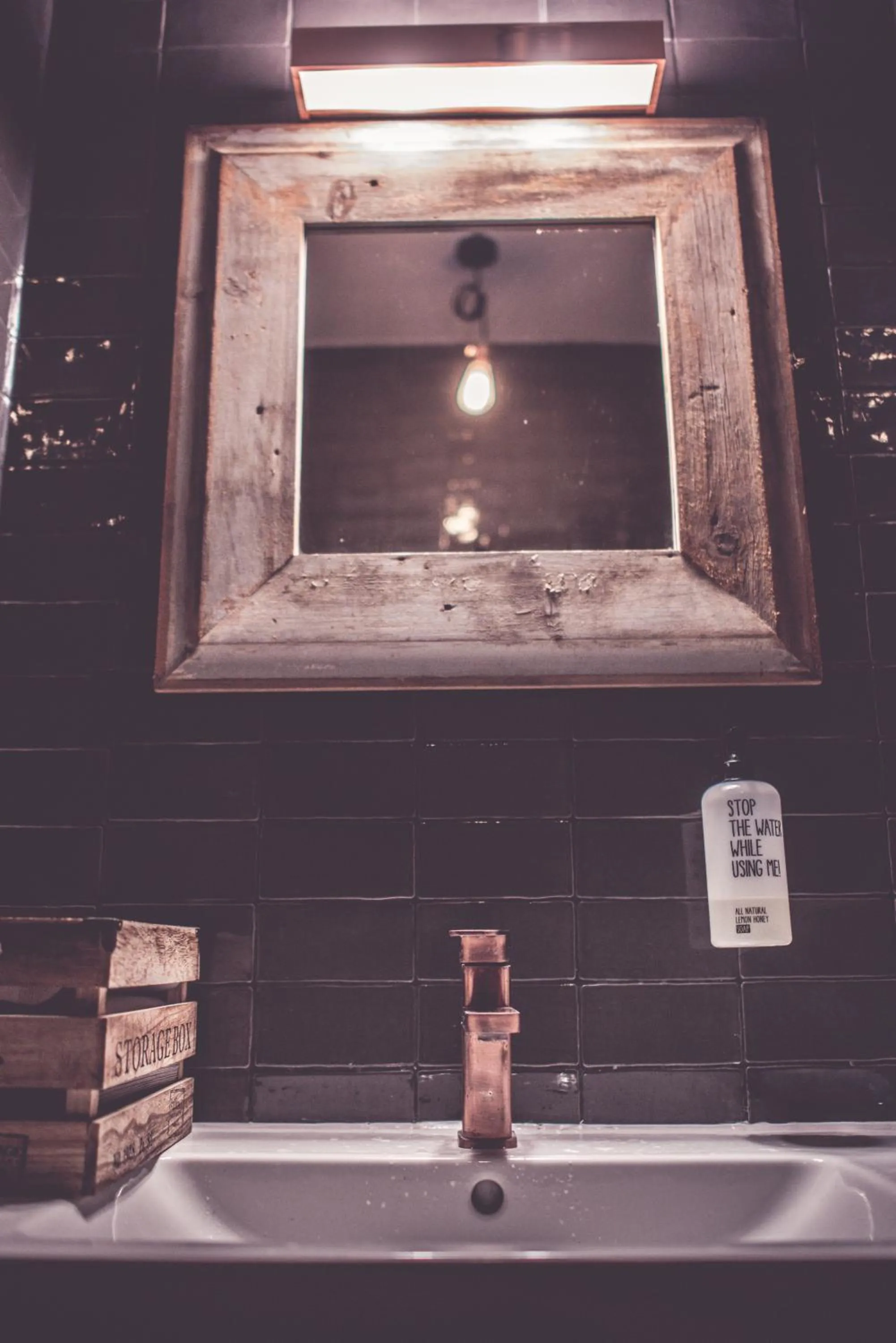 Decorative detail in Hotel Luis