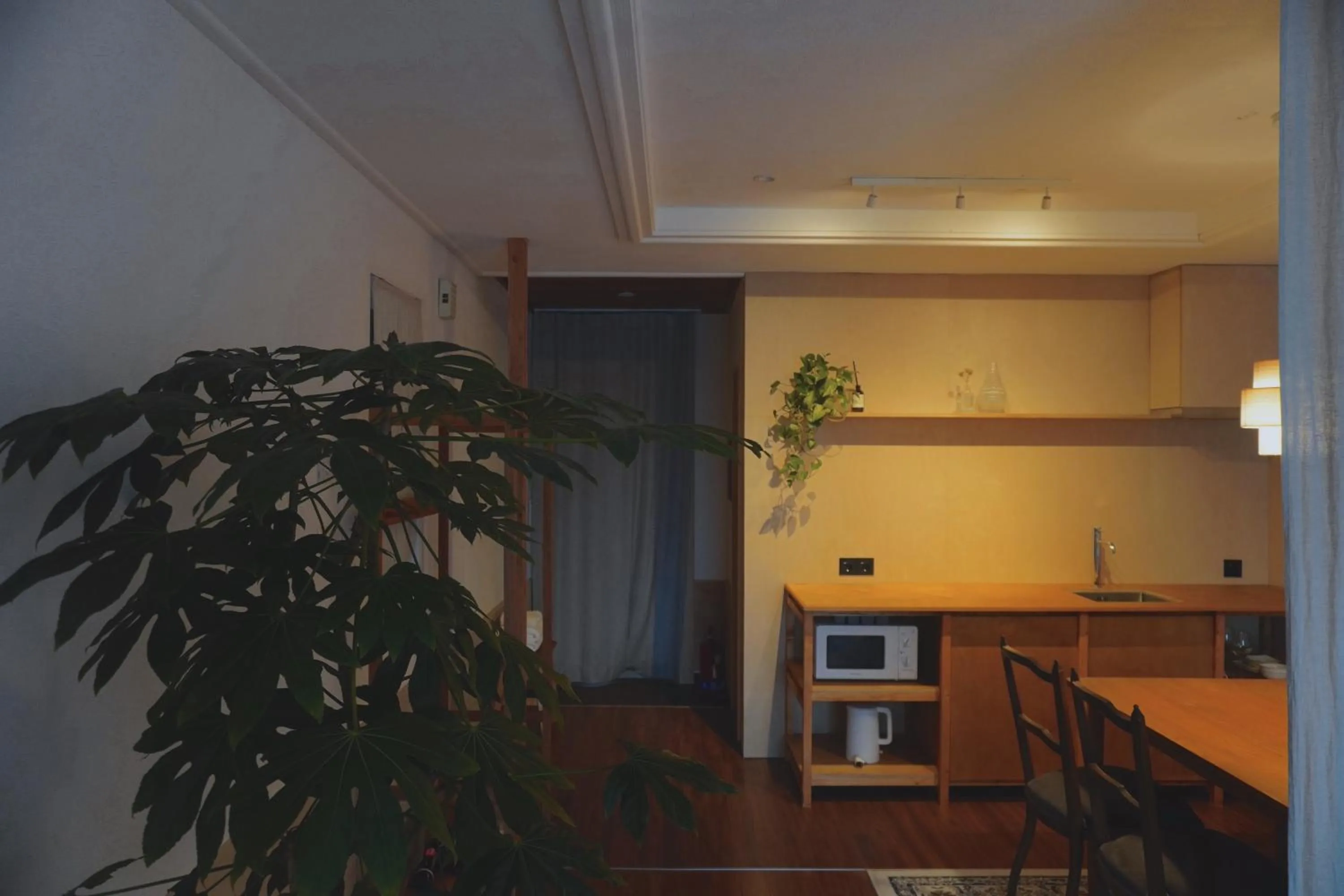 At corner resort & garden