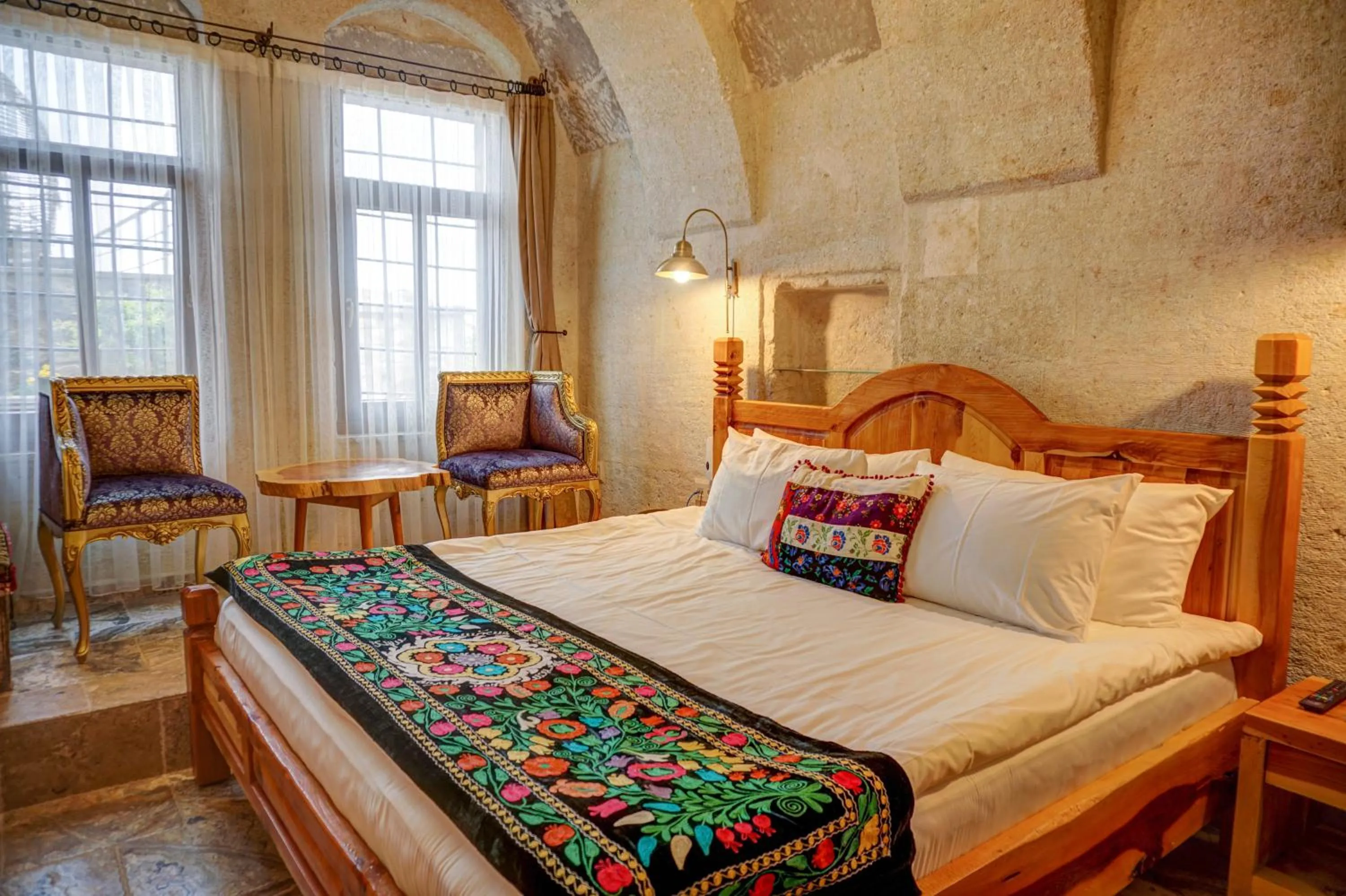 Bed in Petra Inn Cappadocia