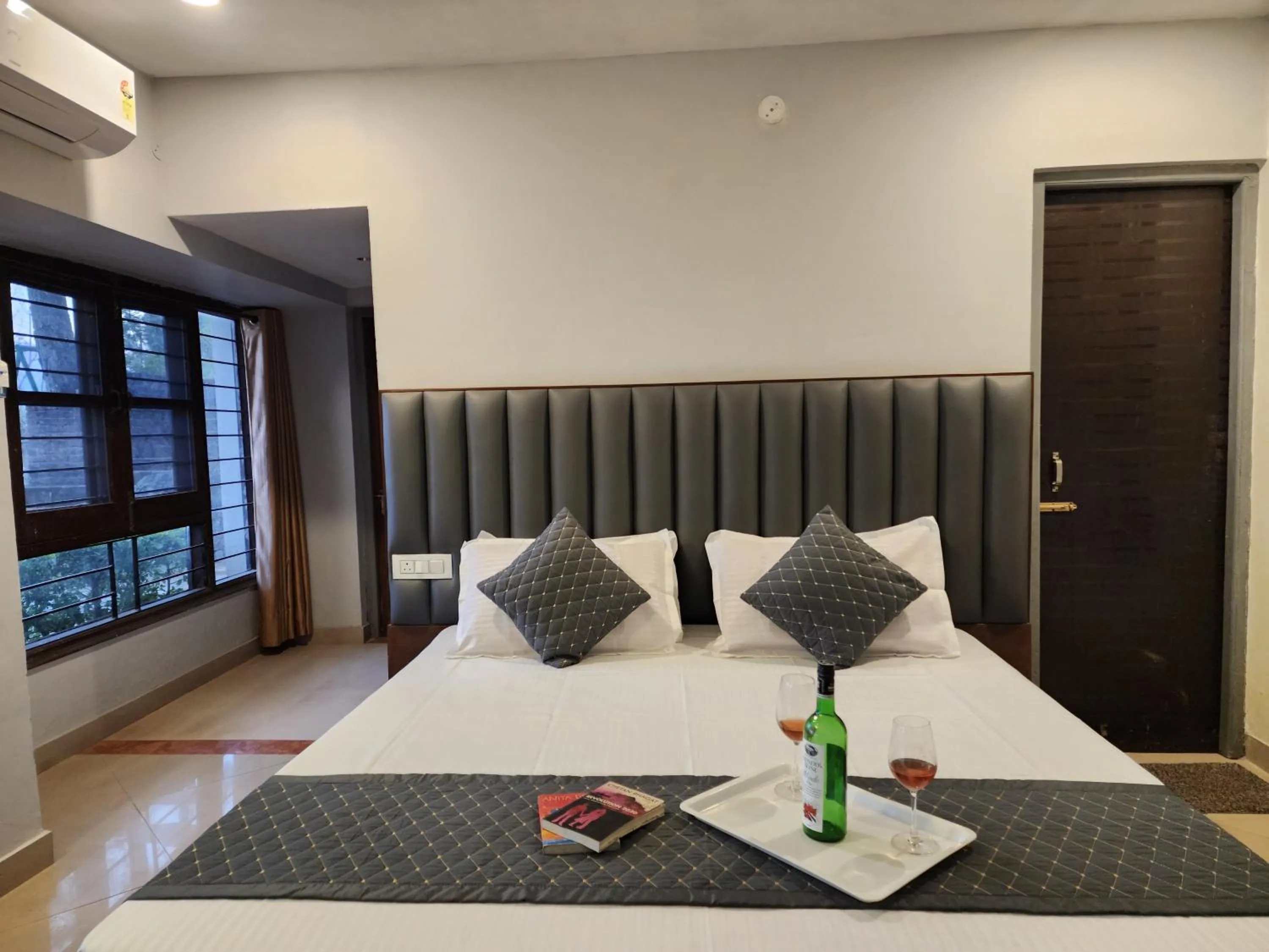 Bed in Pine Valley Resort