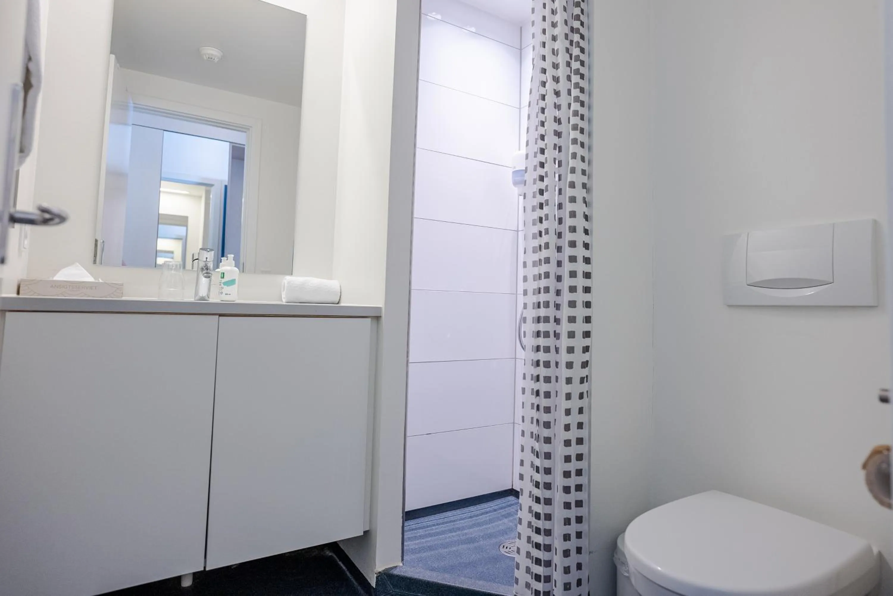 Bathroom in Severin Kursuscenter og Konferencehotel