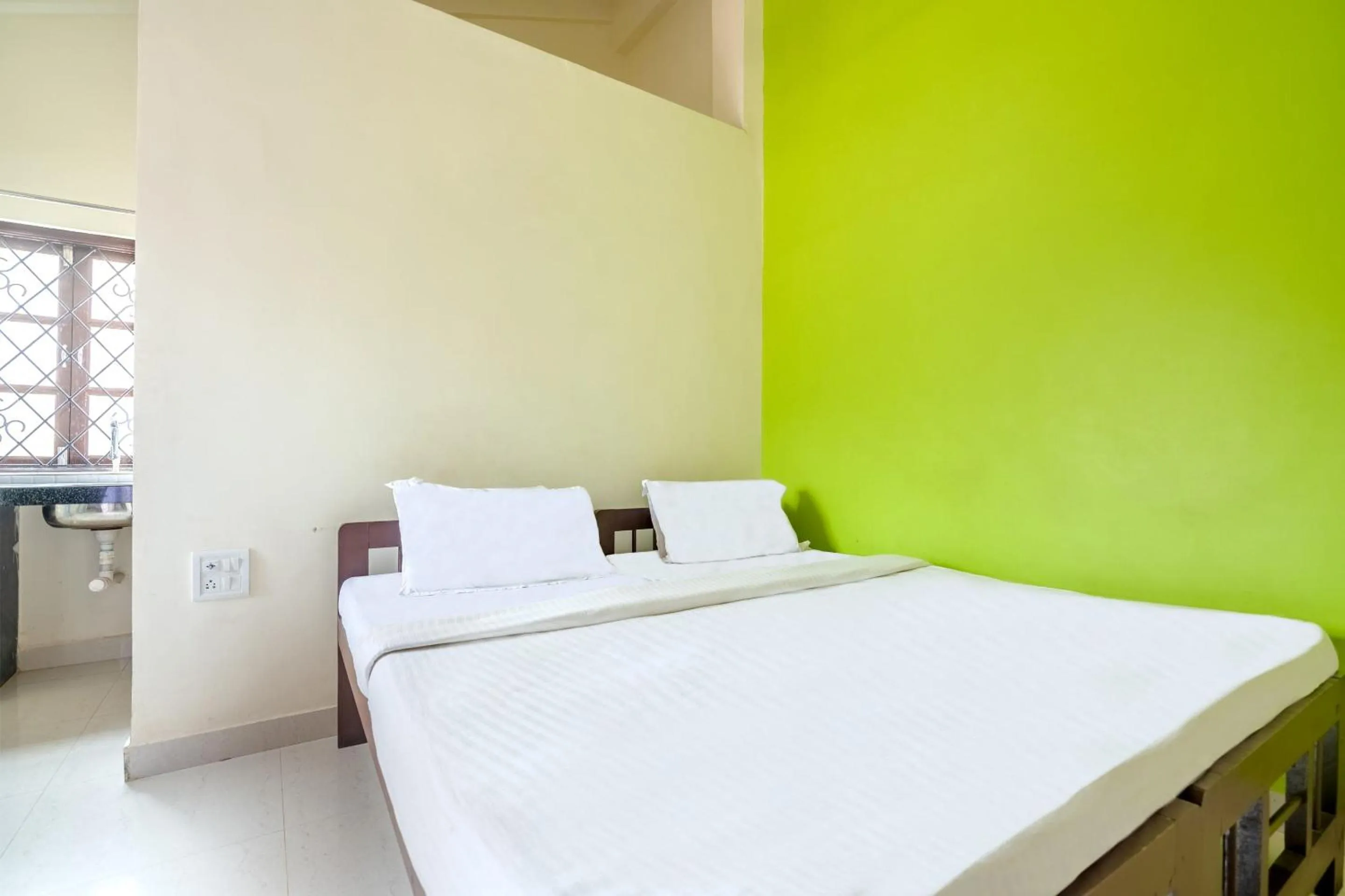 Bedroom, Bed in SPOT ON PS Guest House