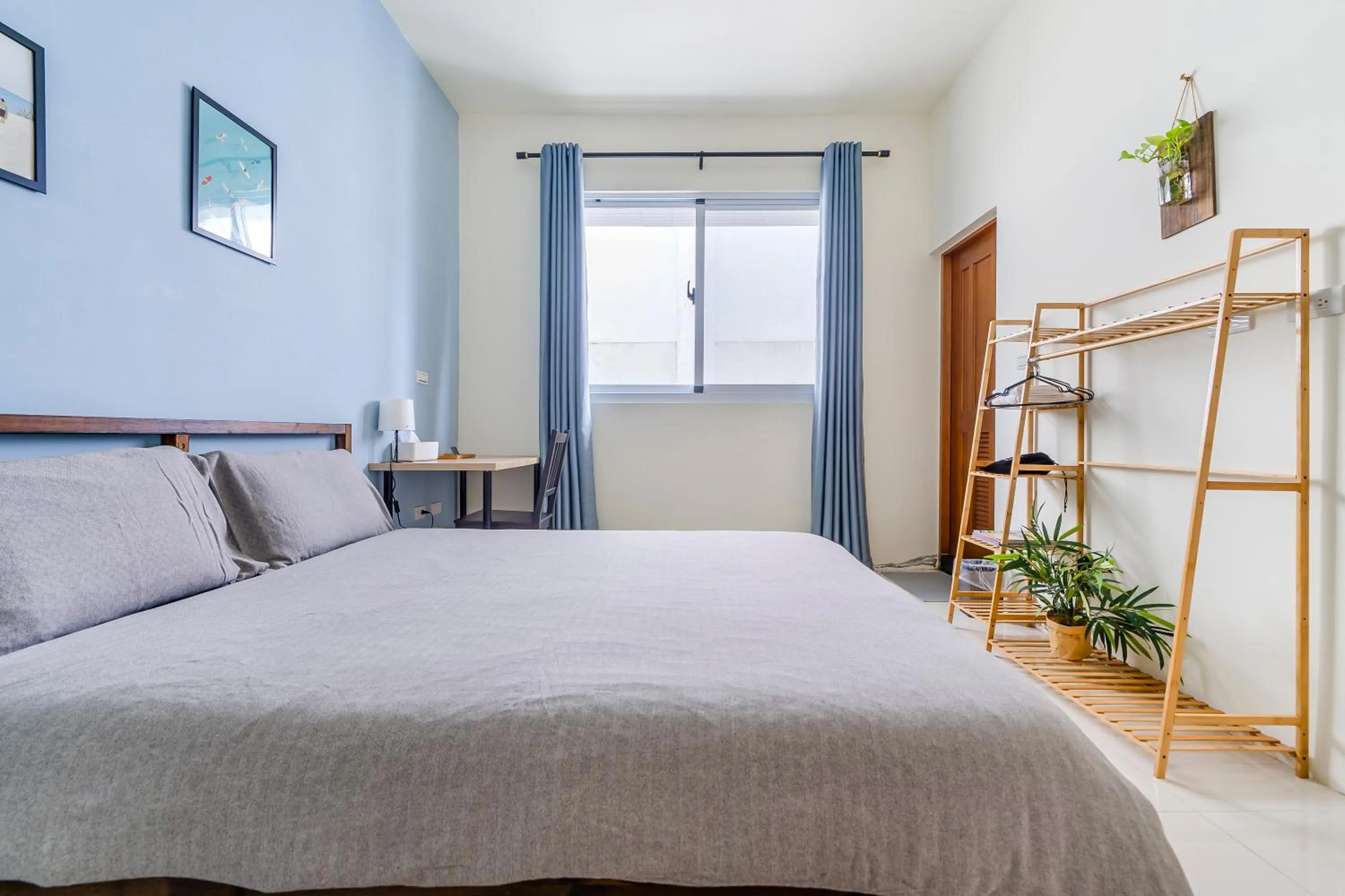 Bedroom, Bed in Surf house