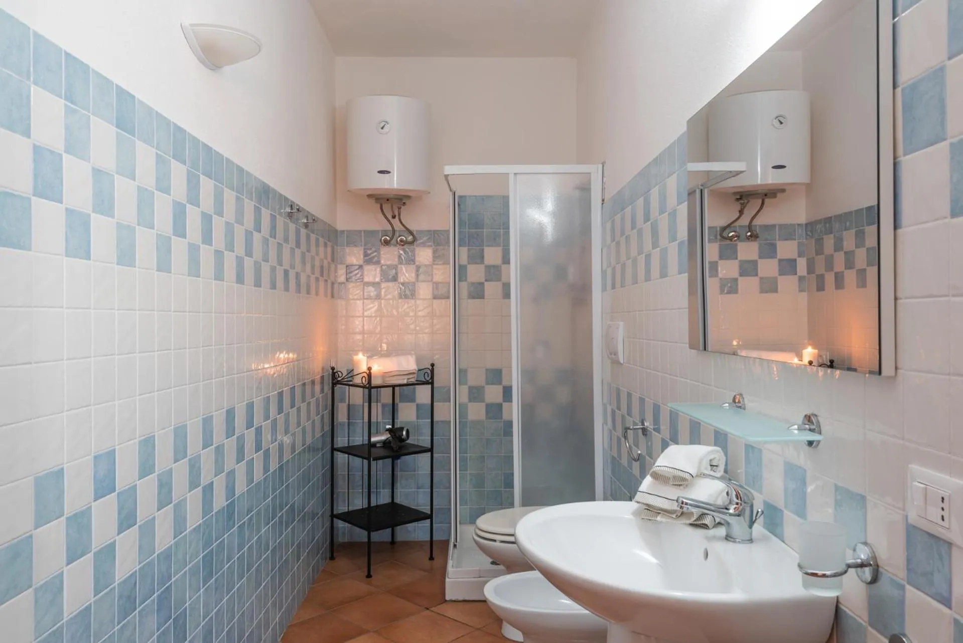 Shower in Cristal Blu