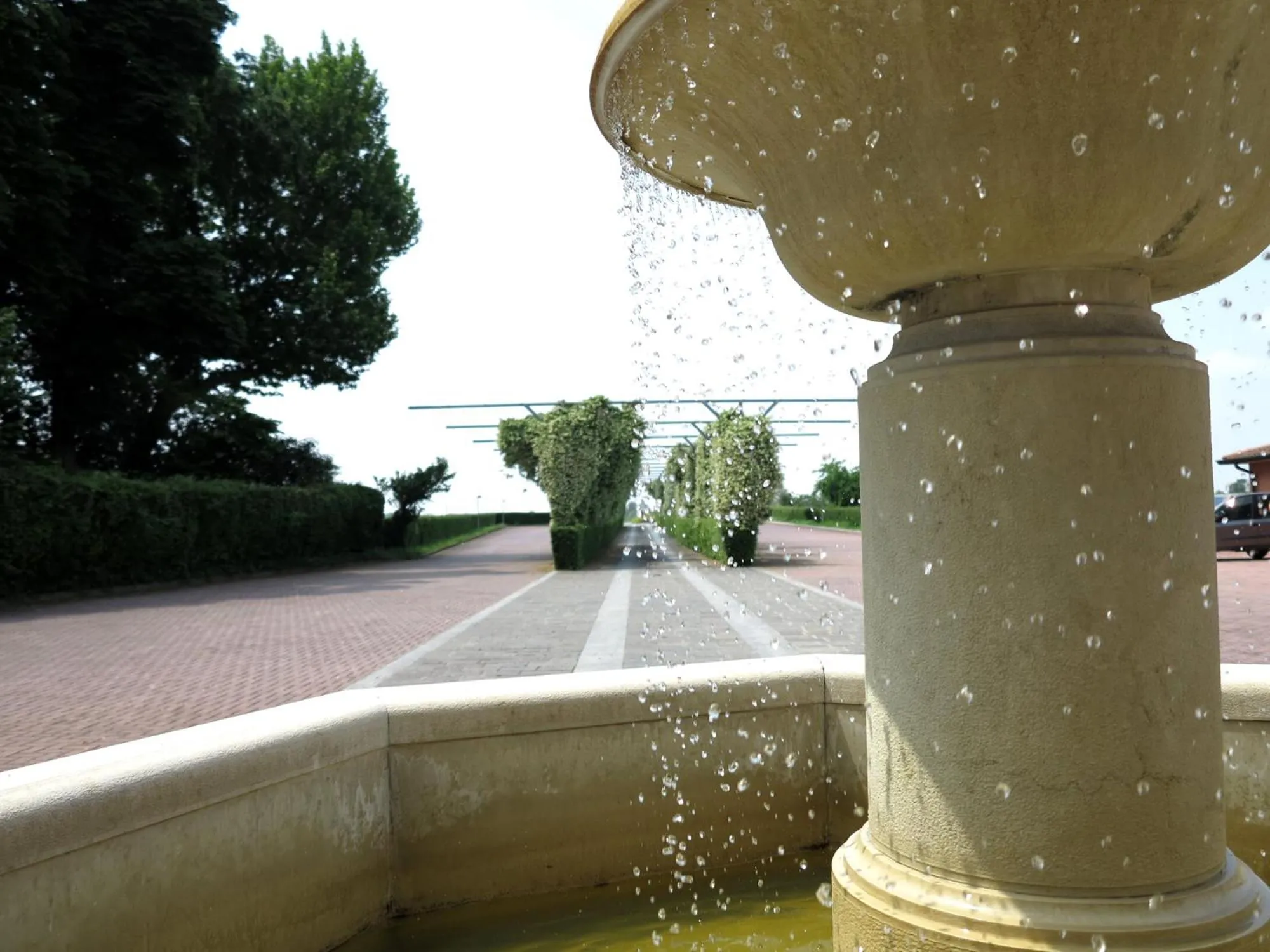 Facade/entrance in Pilgrim's Hotel