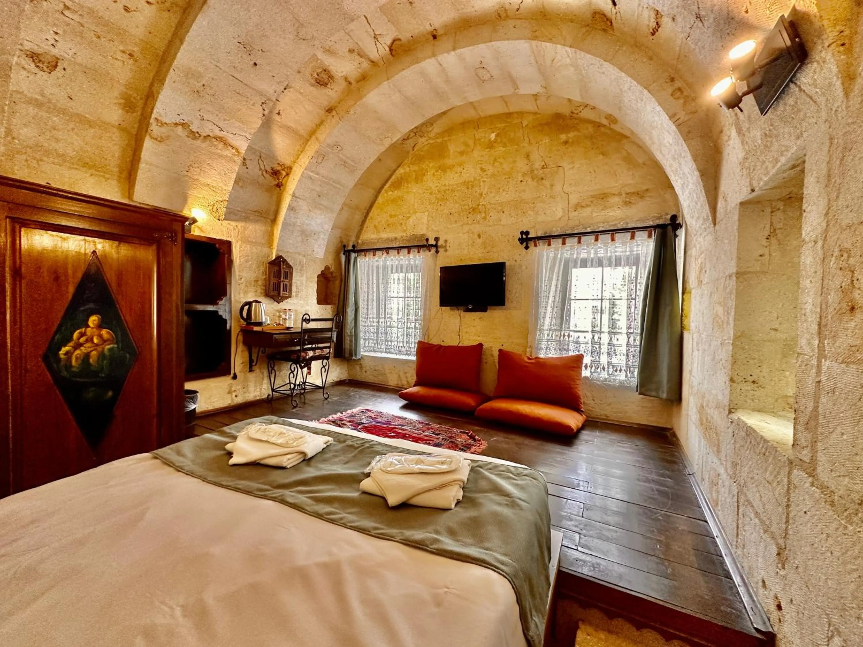 Photo of the whole room in Harkasos Cave Hotel