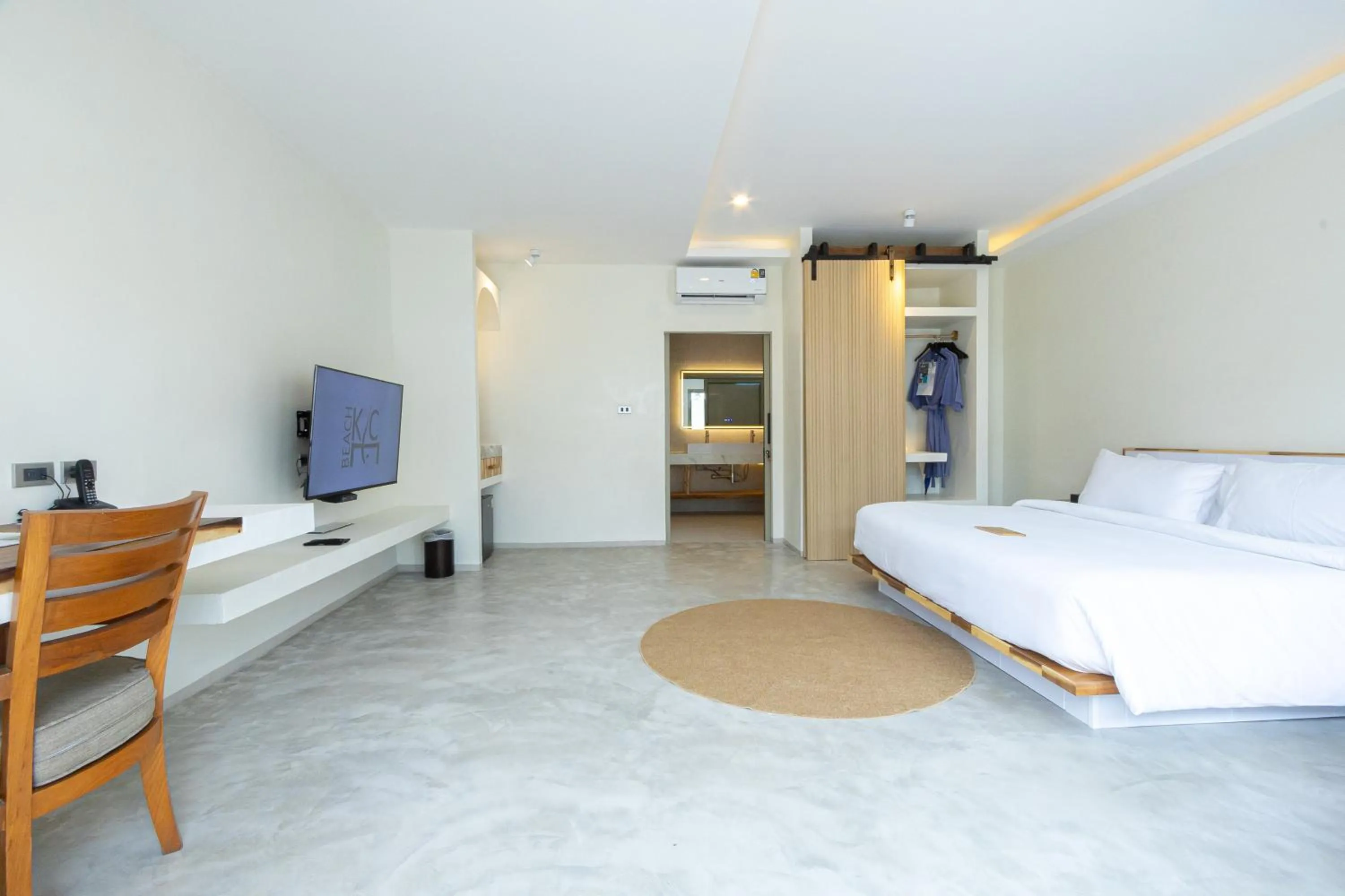 Bedroom, Bed in KC Beach Club & Pool Villas