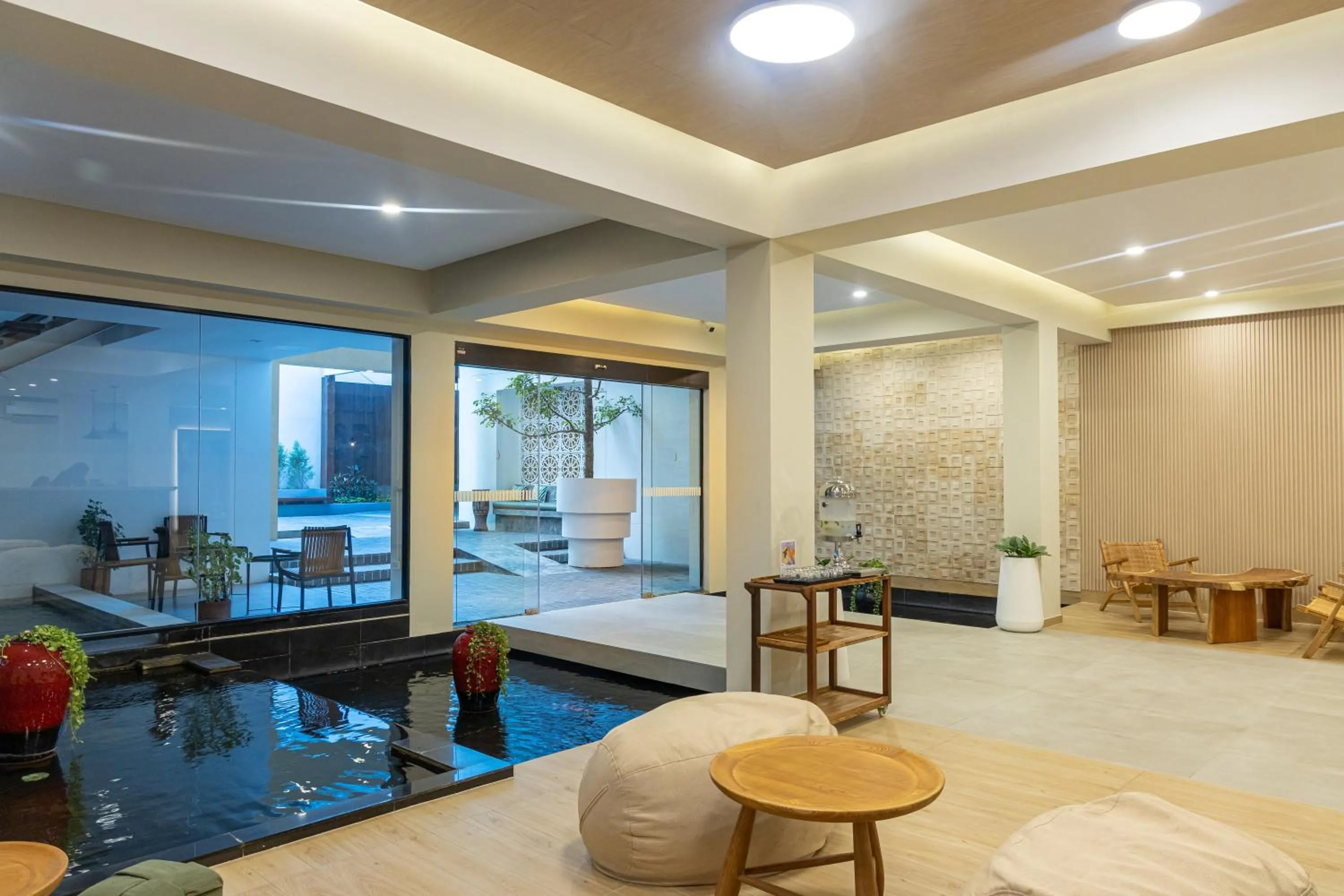 Lobby or reception, Bed in KC Beach Club & Pool Villas