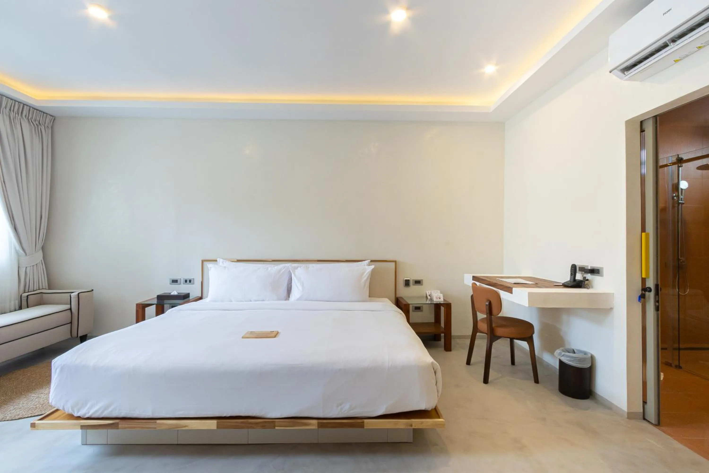 Bedroom, Bed in KC Beach Club & Pool Villas