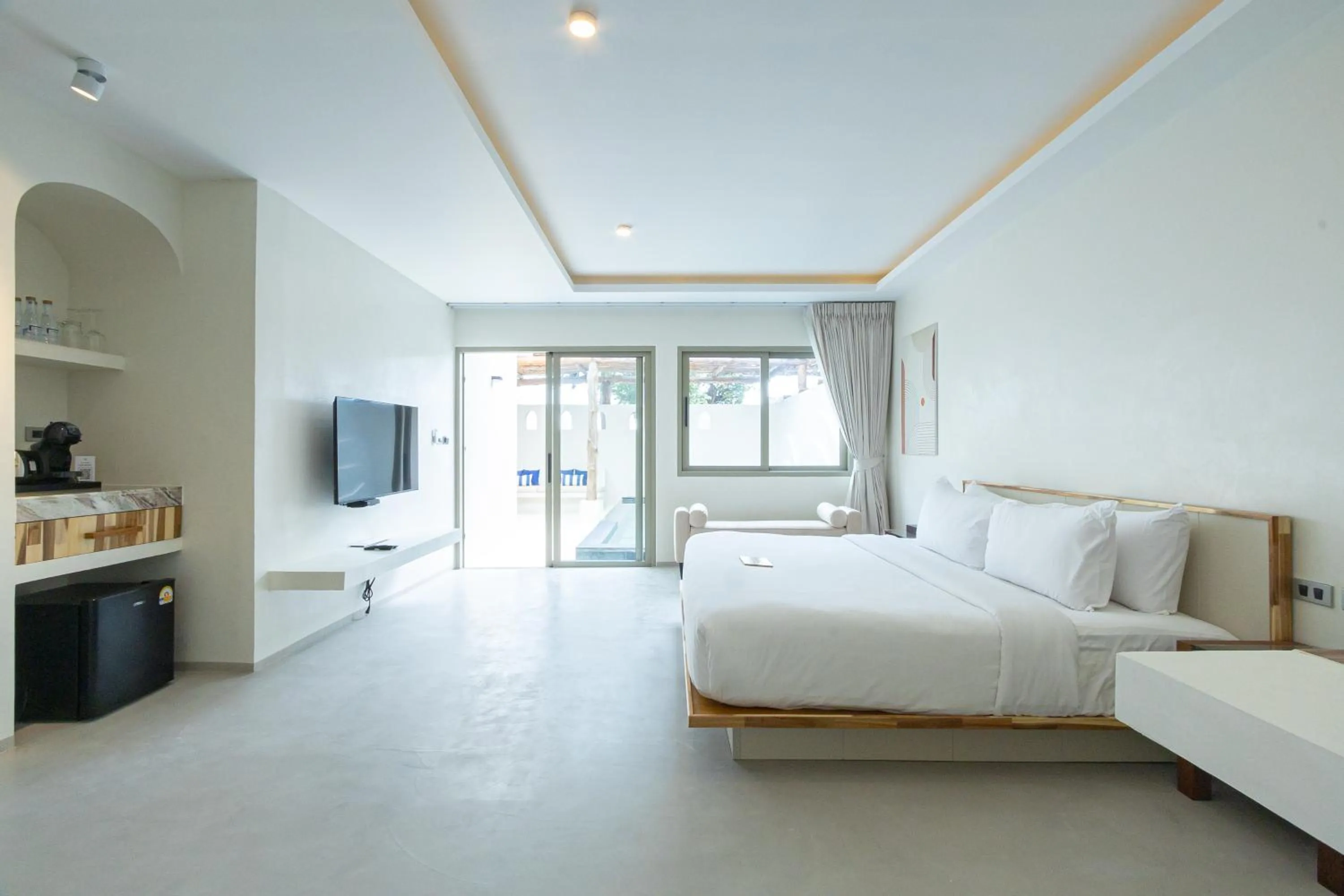 TV and multimedia in KC Beach Club & Pool Villas