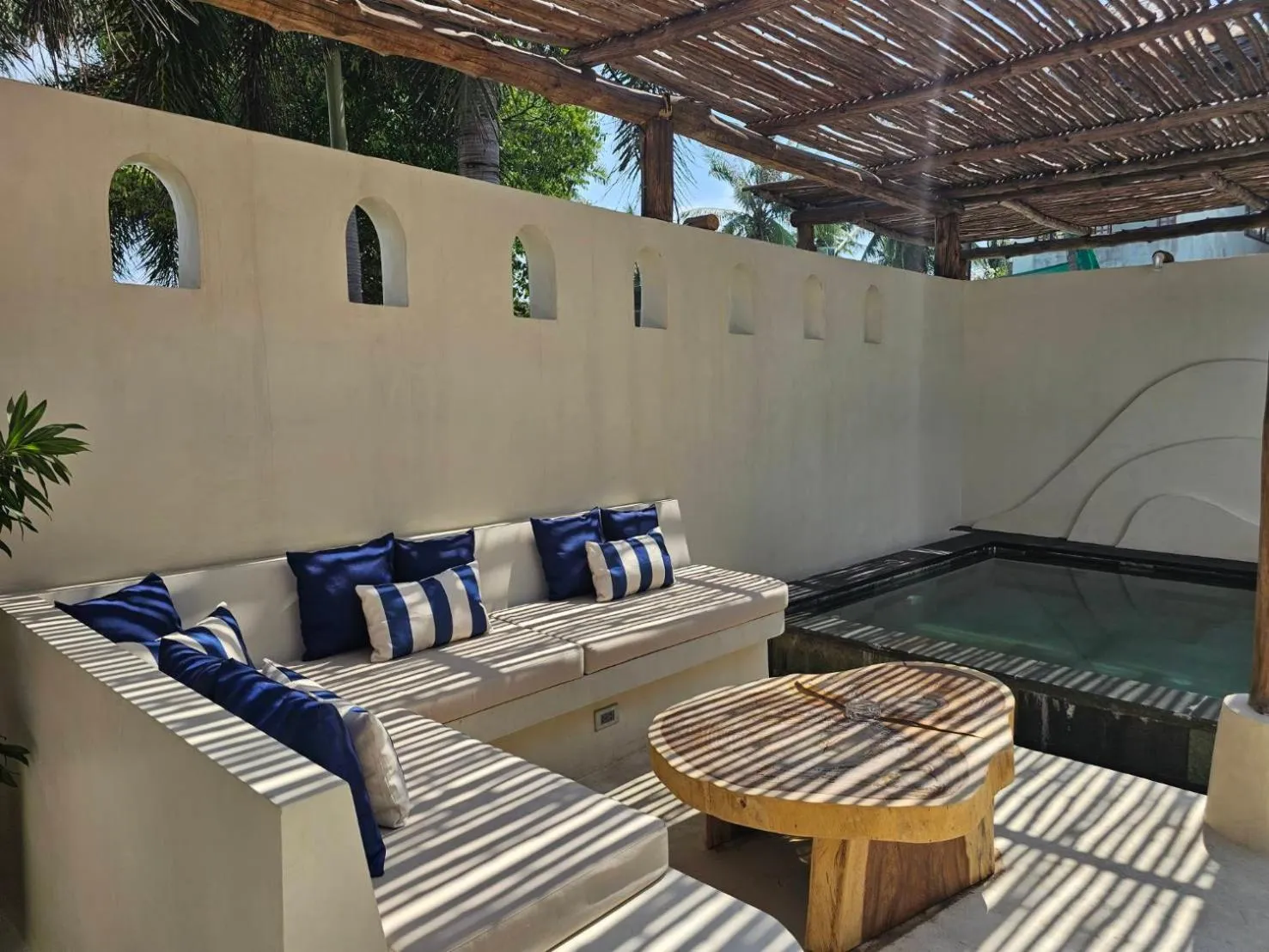 Seating area in KC Beach Club & Pool Villas