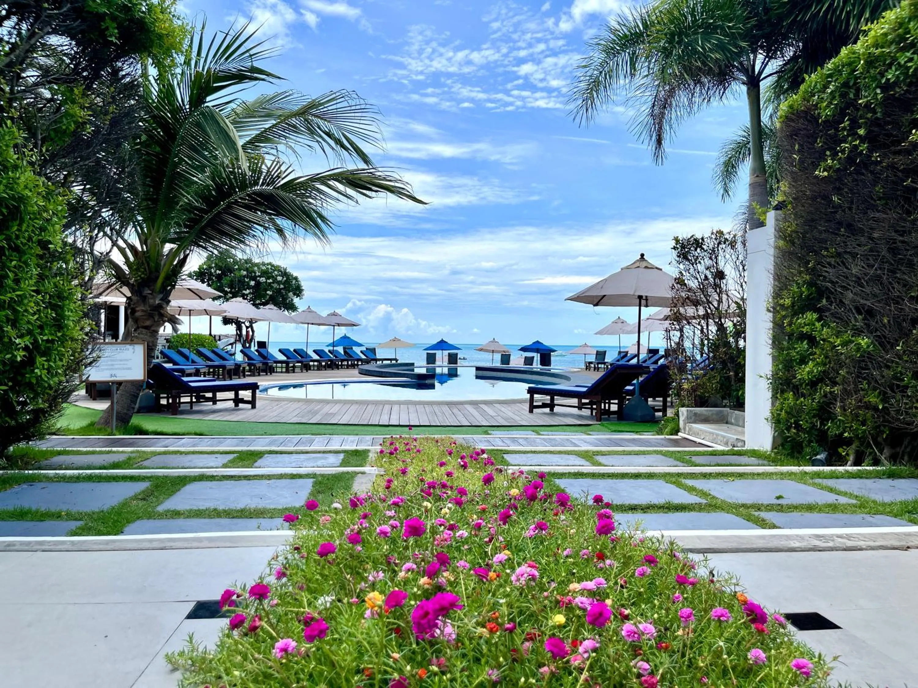 Swimming pool in KC Beach Club & Pool Villas