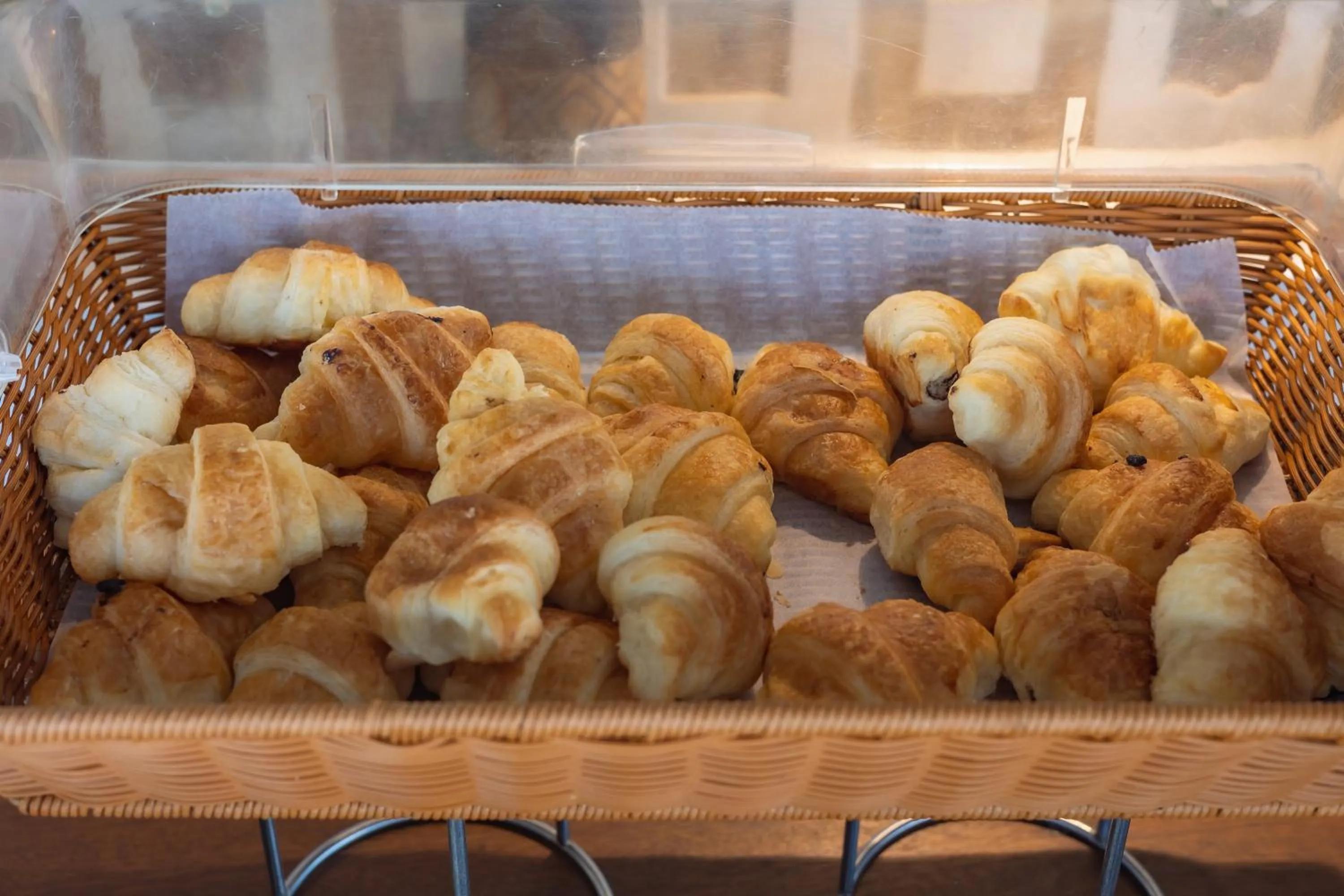 Food and drinks in KC Beach Club & Pool Villas