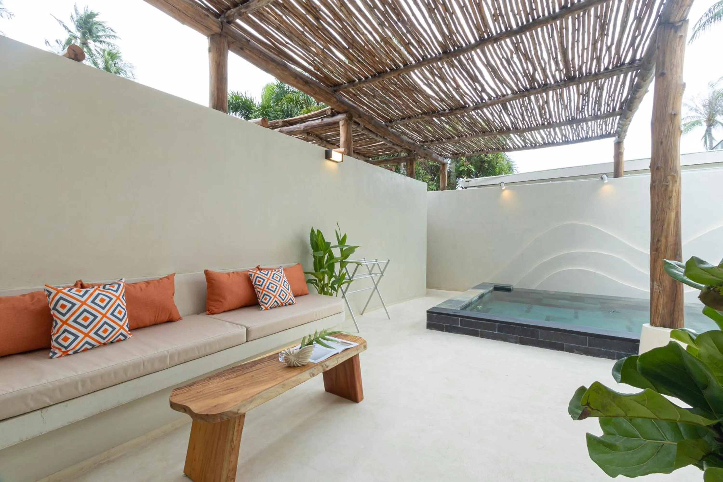 Balcony/Terrace in KC Beach Club & Pool Villas