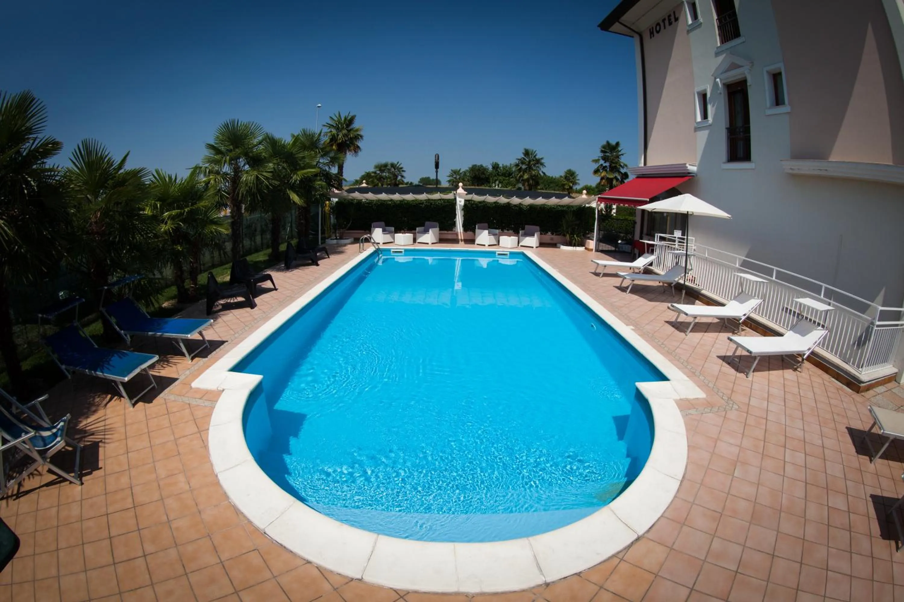 Swimming pool in Hotel Master