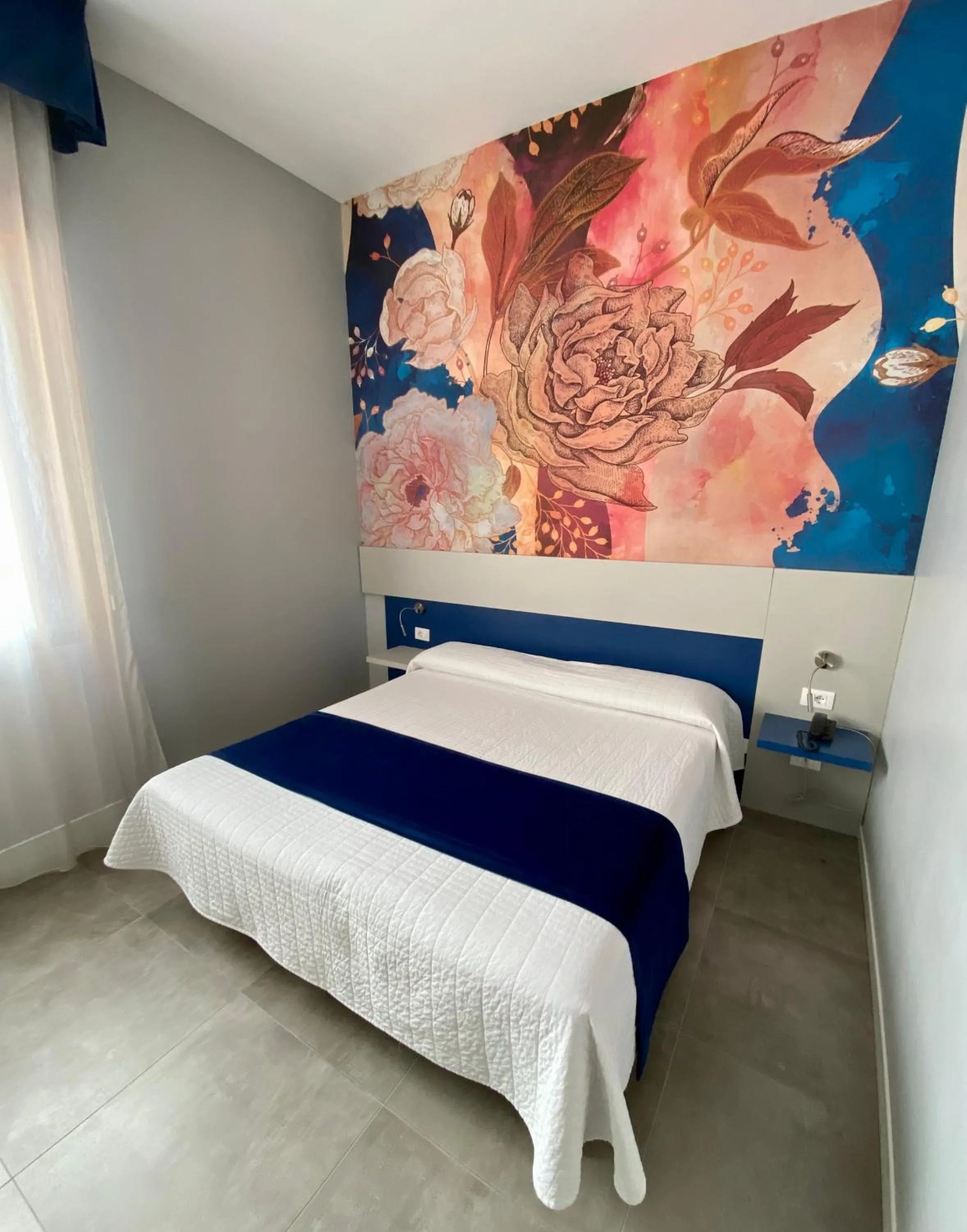 Bedroom, Bed in Hotel Master