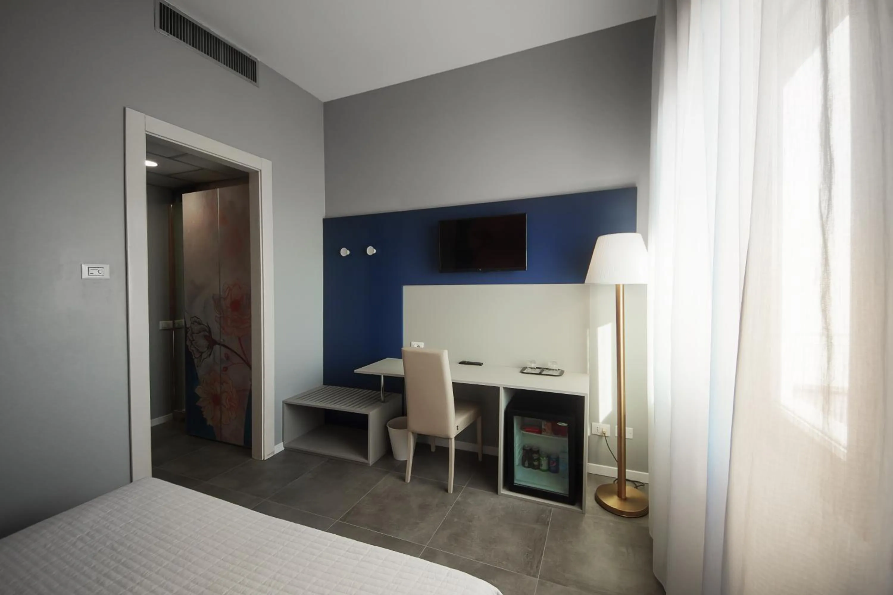 TV and multimedia, Bed in Hotel Master