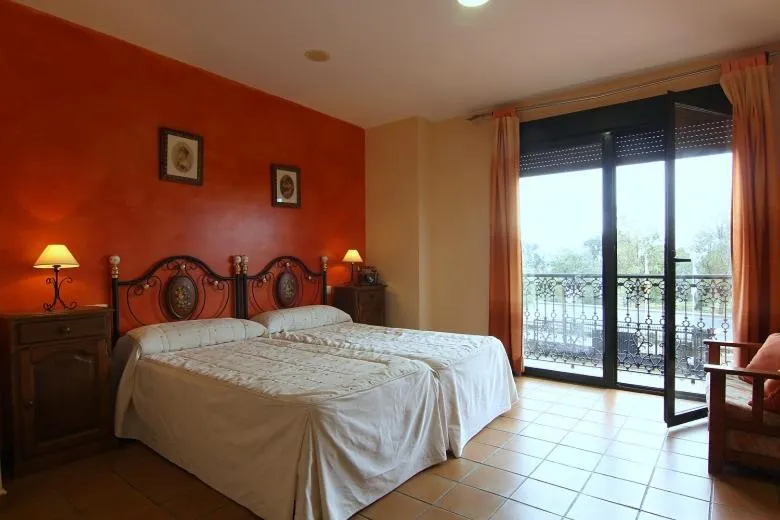 Bed in Hotel Rural Hojaranzos