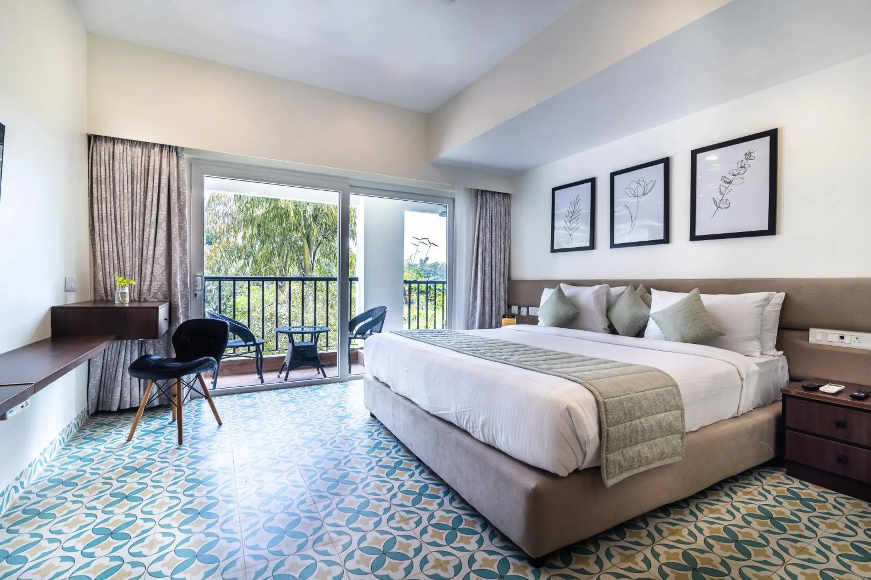 King Room with Balcony in Aashreya Suites Tiruvannamalai King Room with Balcony in Aashreya Suites Tiruvannamalai