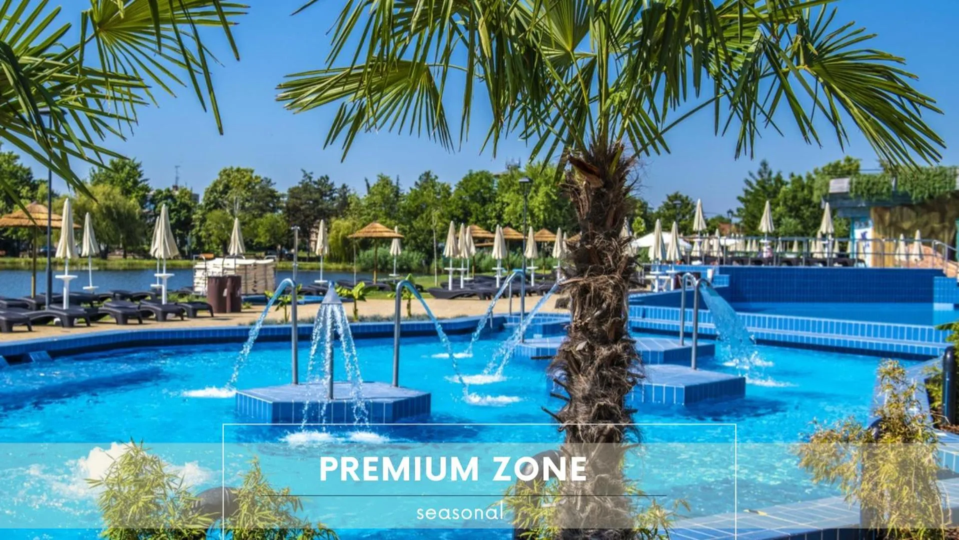 Swimming pool in Hungarospa Thermal Hotel