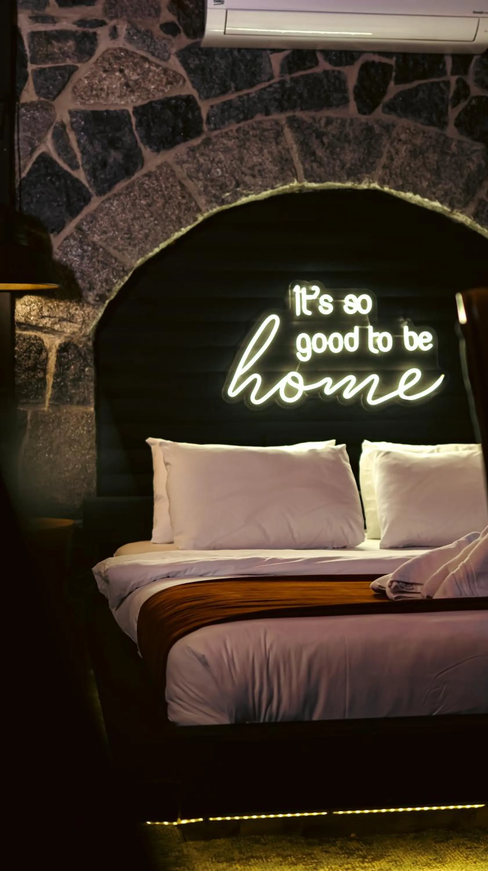 Bed in bungalove tatil köyü