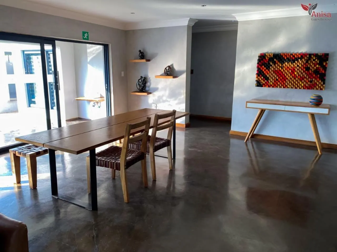 Dining area in ANISA GUESTHOUSE