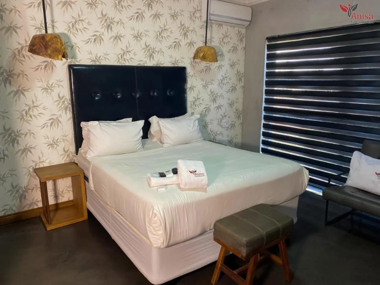 View (from property/room), Bed in ANISA GUESTHOUSE