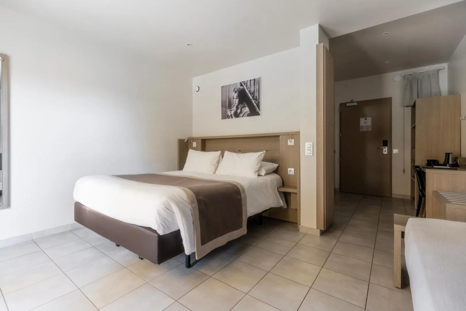 Bedroom, Bed in Hôtel Marina Corsica