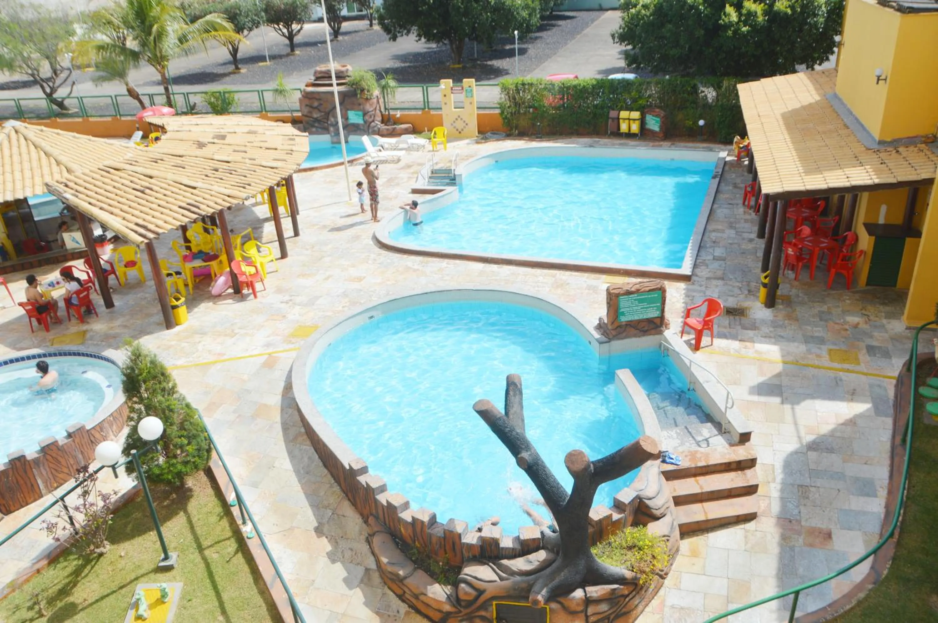 Pool view in Suite Show no Thermas Place