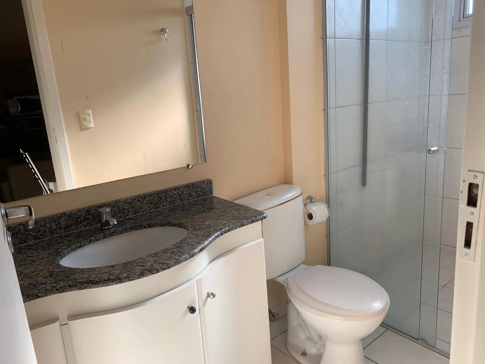 Bathroom in Suite Show no Thermas Place