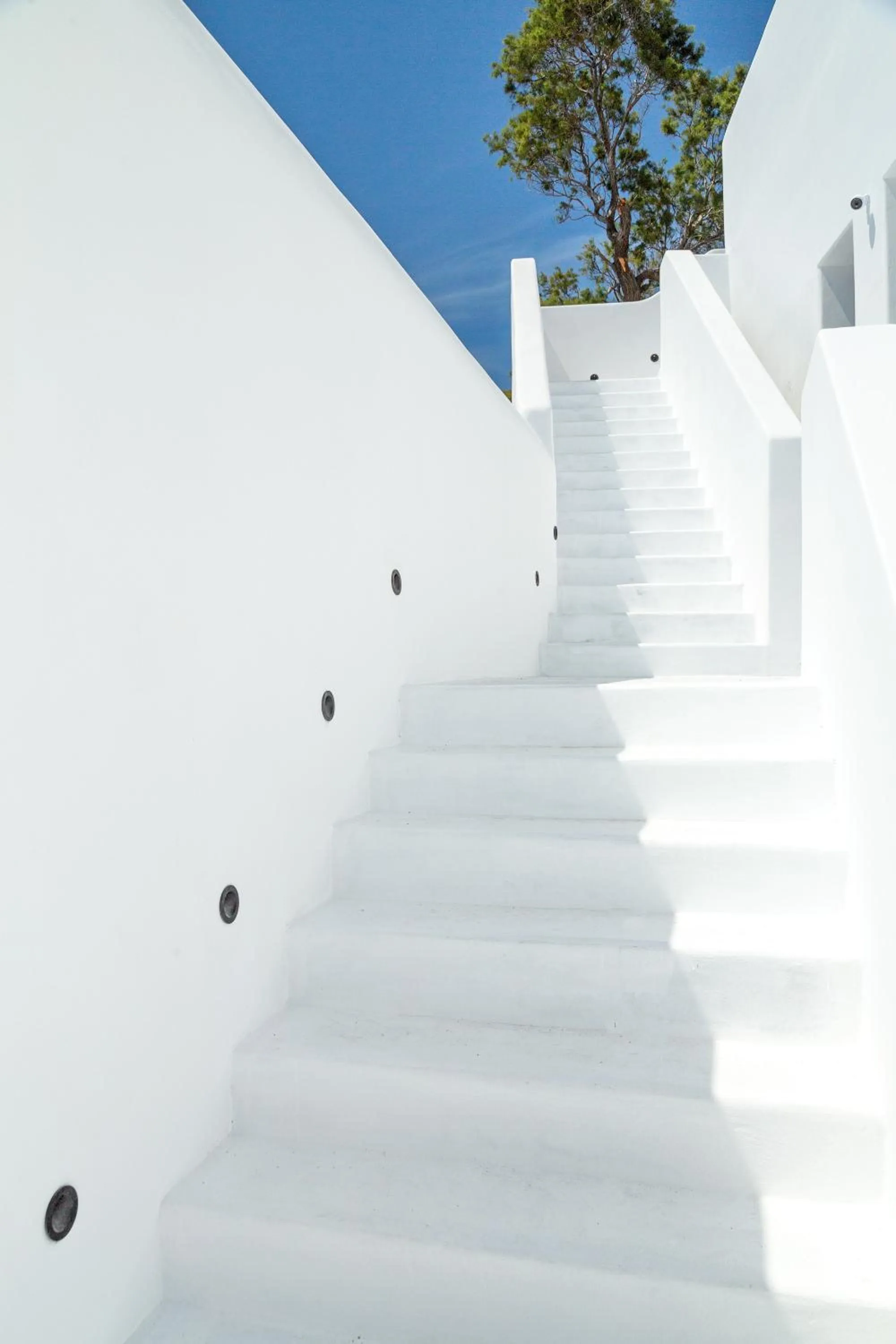 Property building in Tagoo Black Mykonos