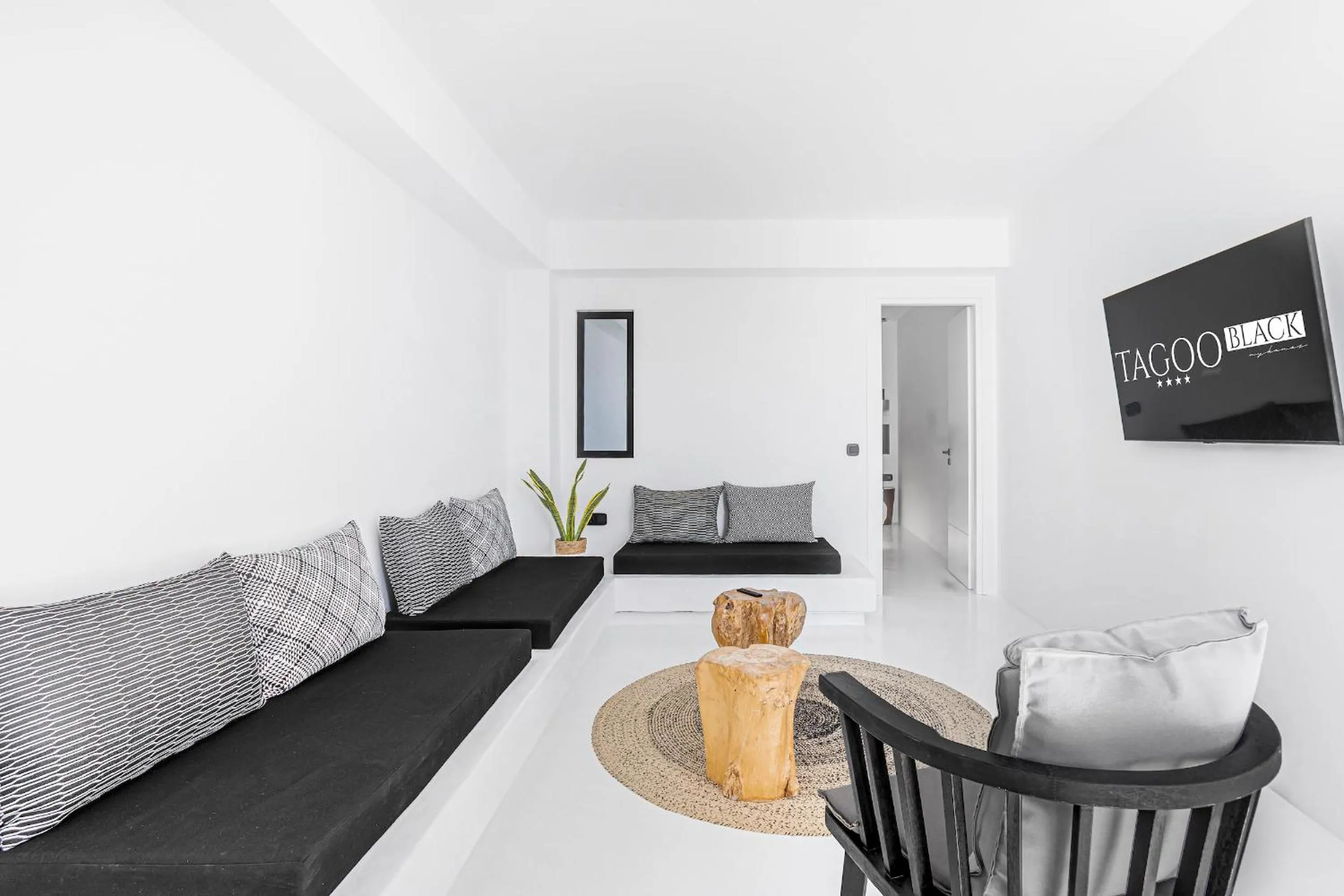 Seating area in Tagoo Black Mykonos