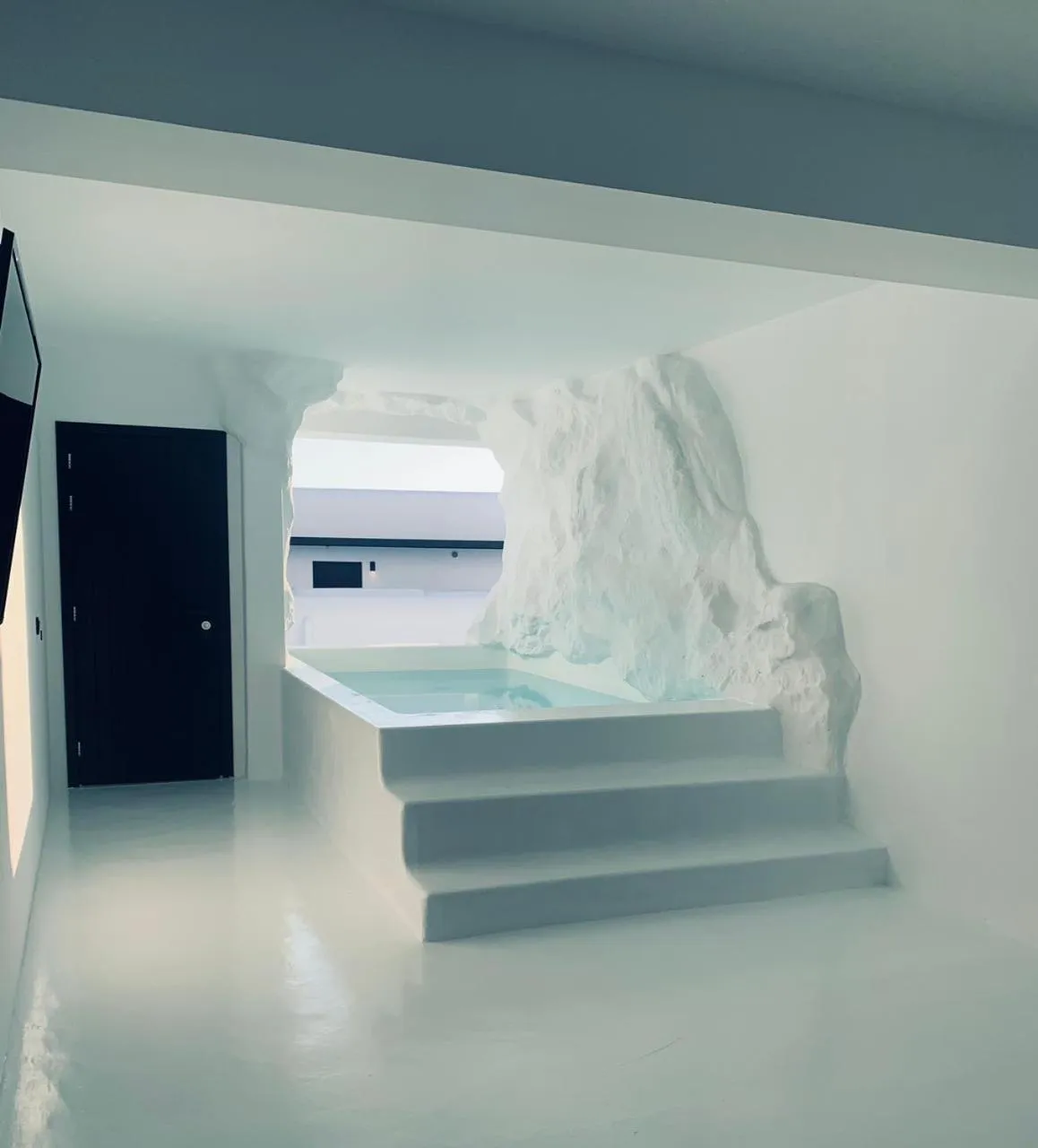 Swimming pool in Tagoo Black Mykonos