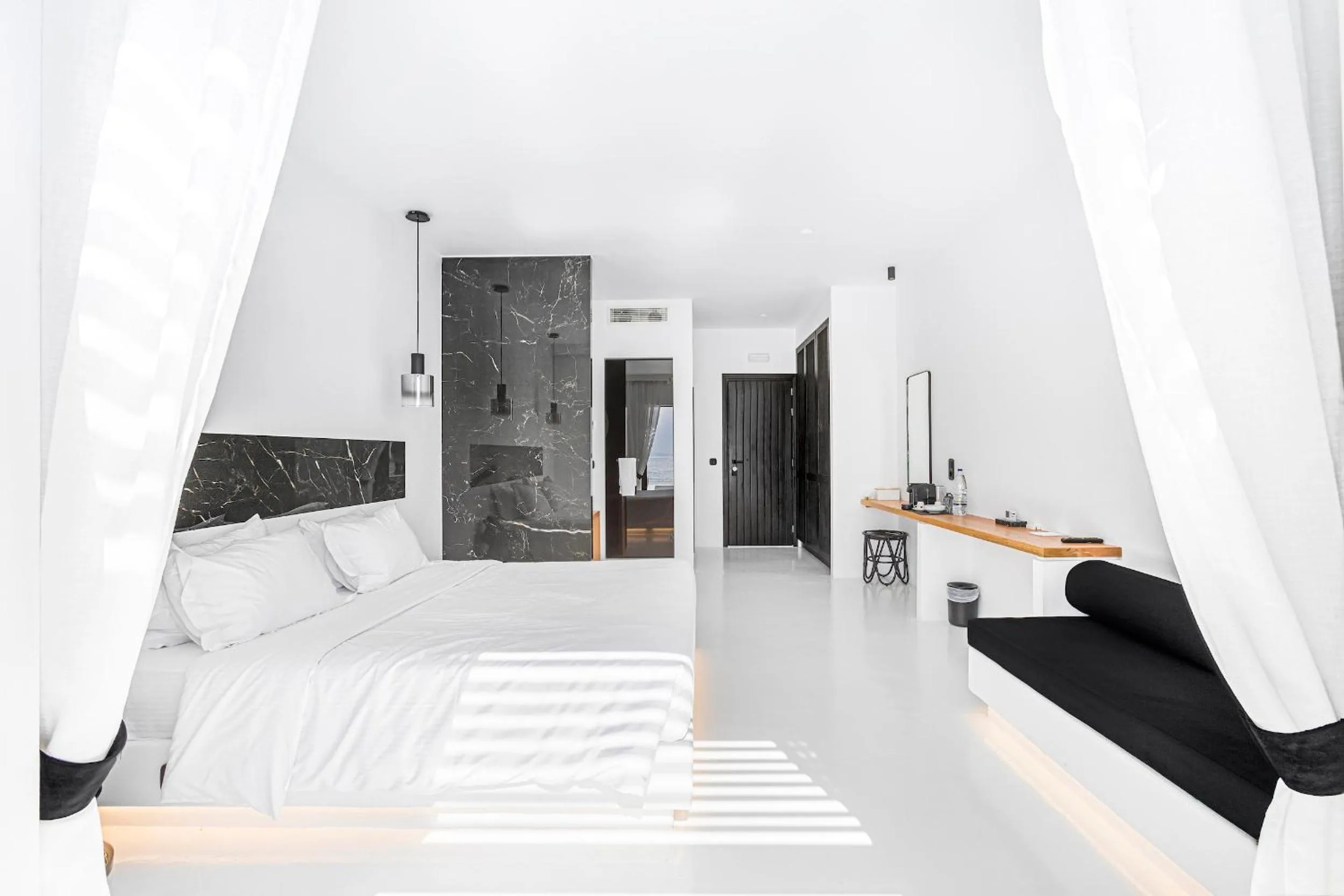 Photo of the whole room in Tagoo Black Mykonos