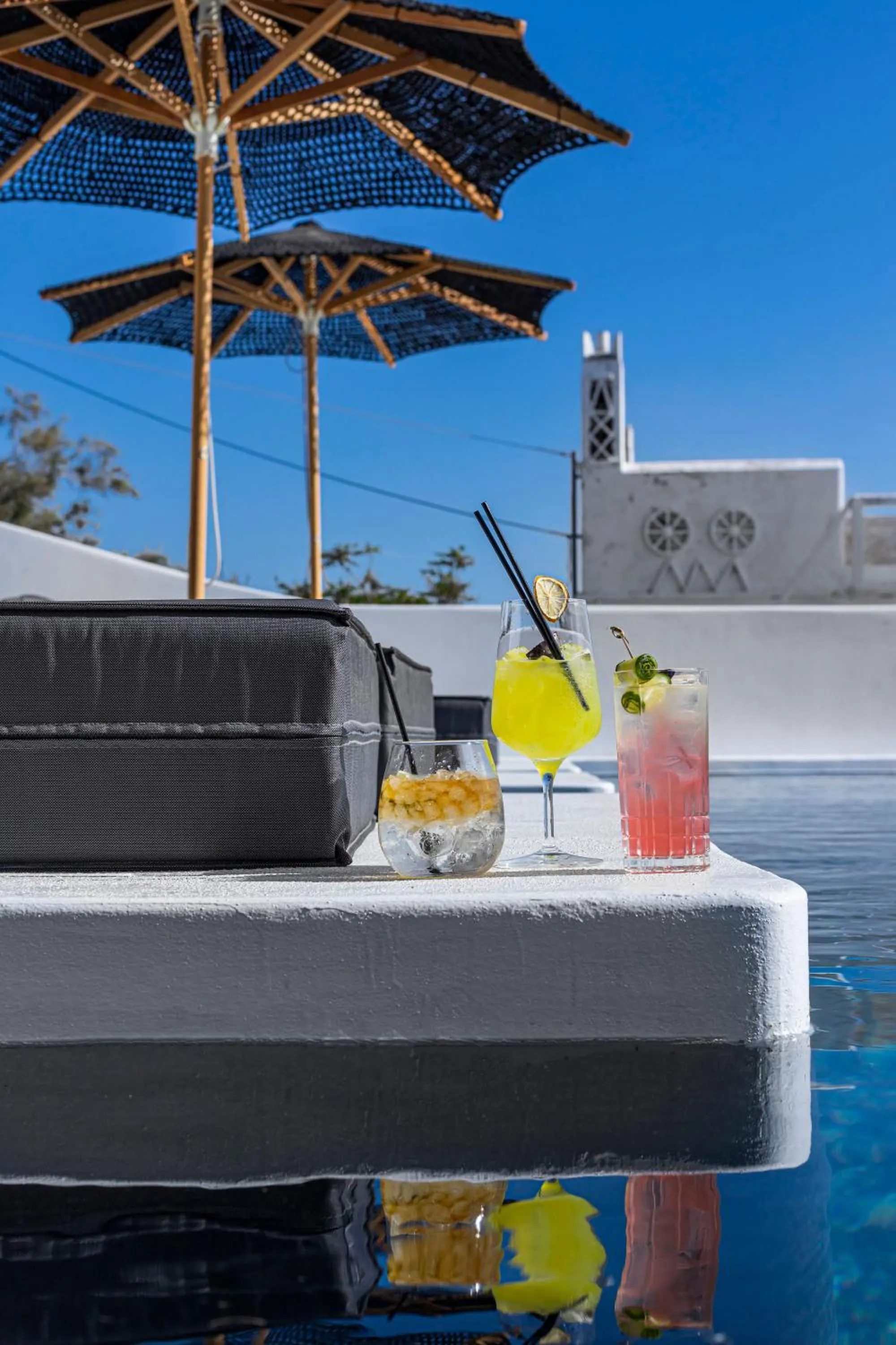 Food and drinks in Tagoo Black Mykonos