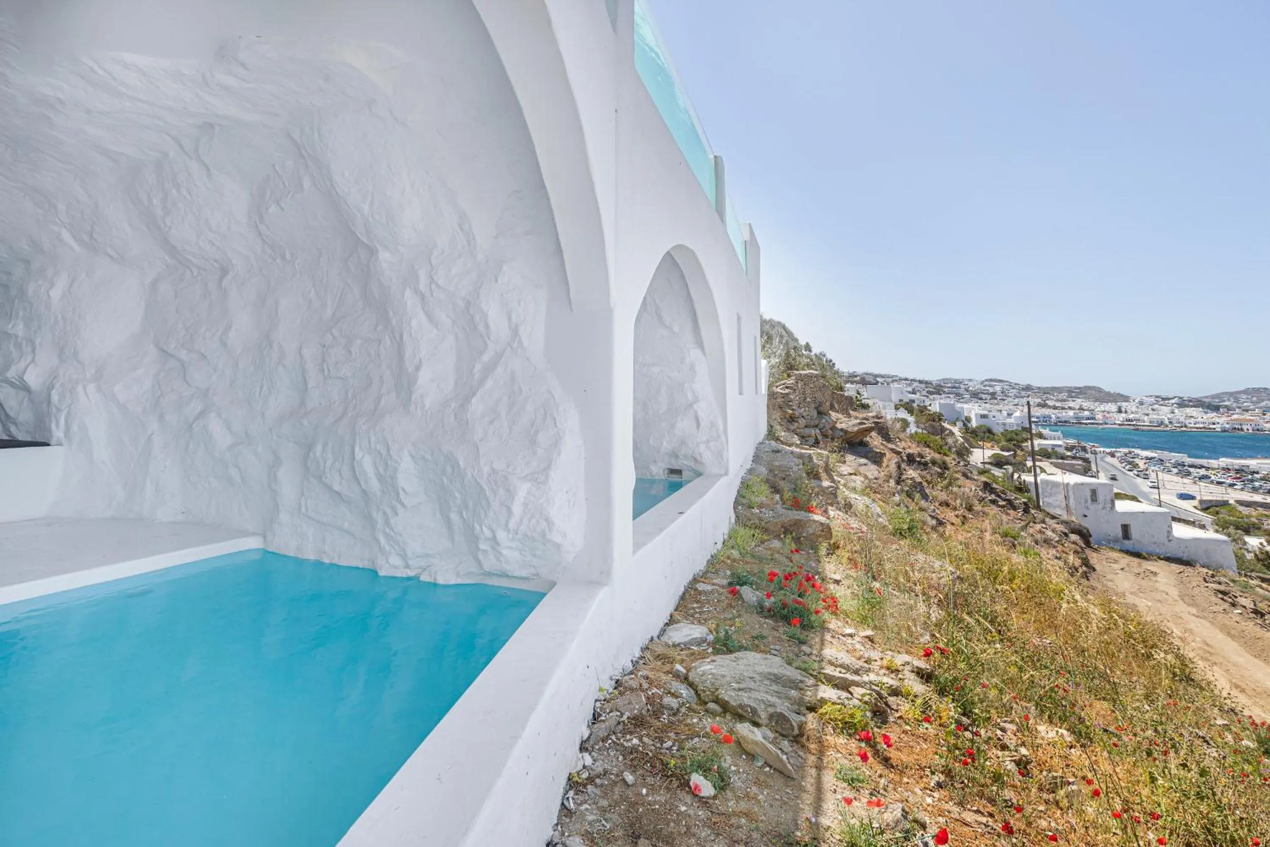 Swimming pool in Tagoo Black Mykonos