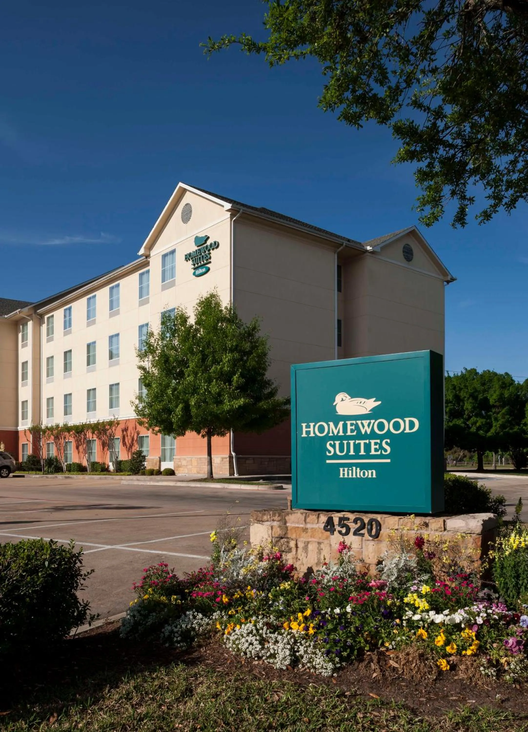 Property building in Homewood Suites by Hilton Houston Stafford Sugar Land