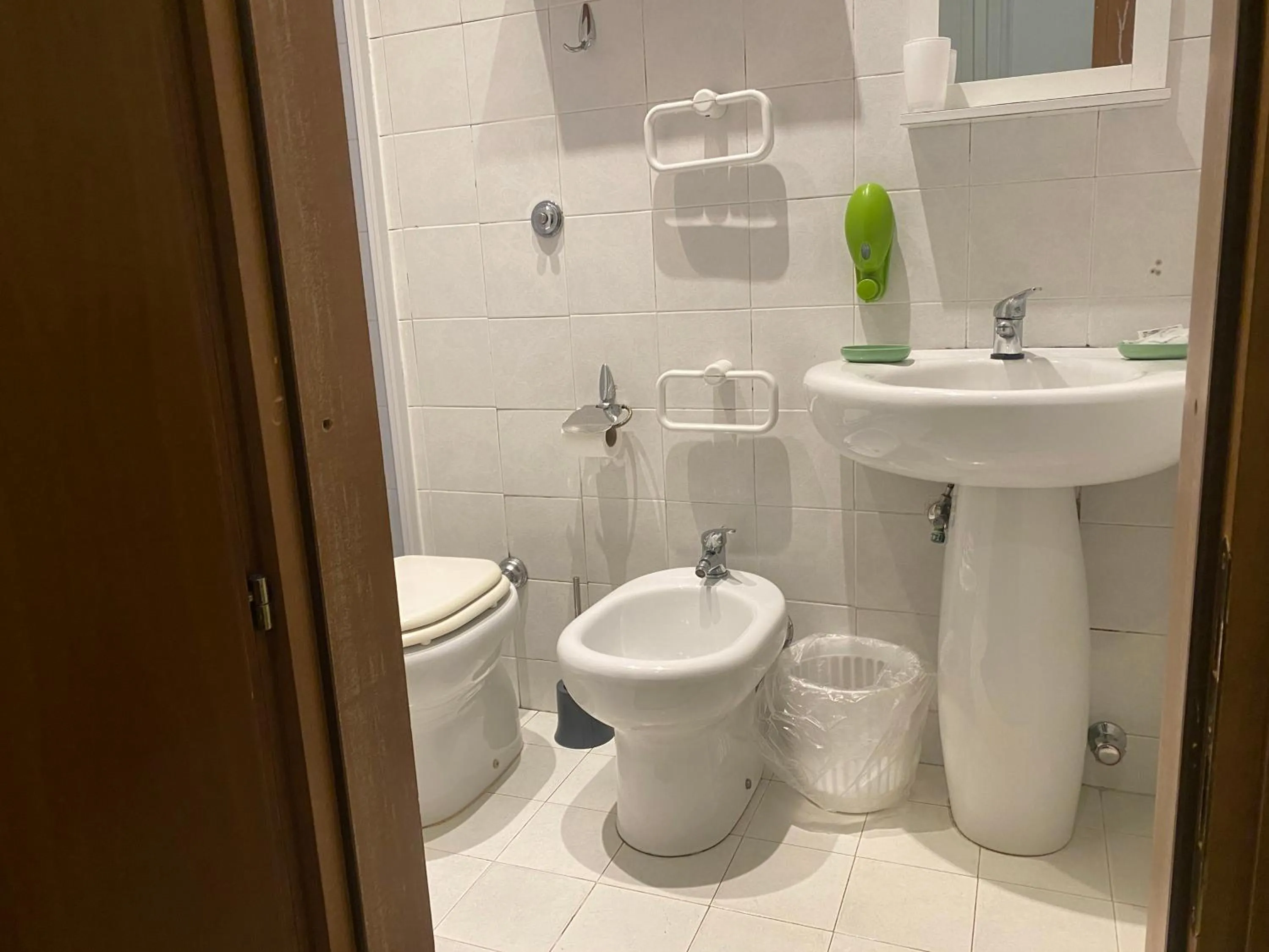 Shower in Bed & Breakfast Plebiscito Home