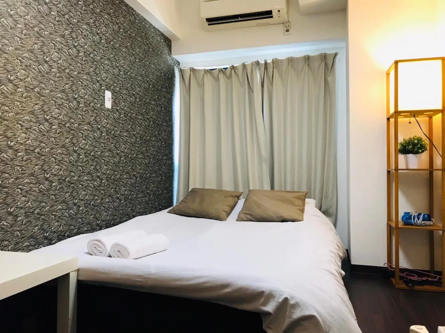 Bed in Exsaison Shirokita 707