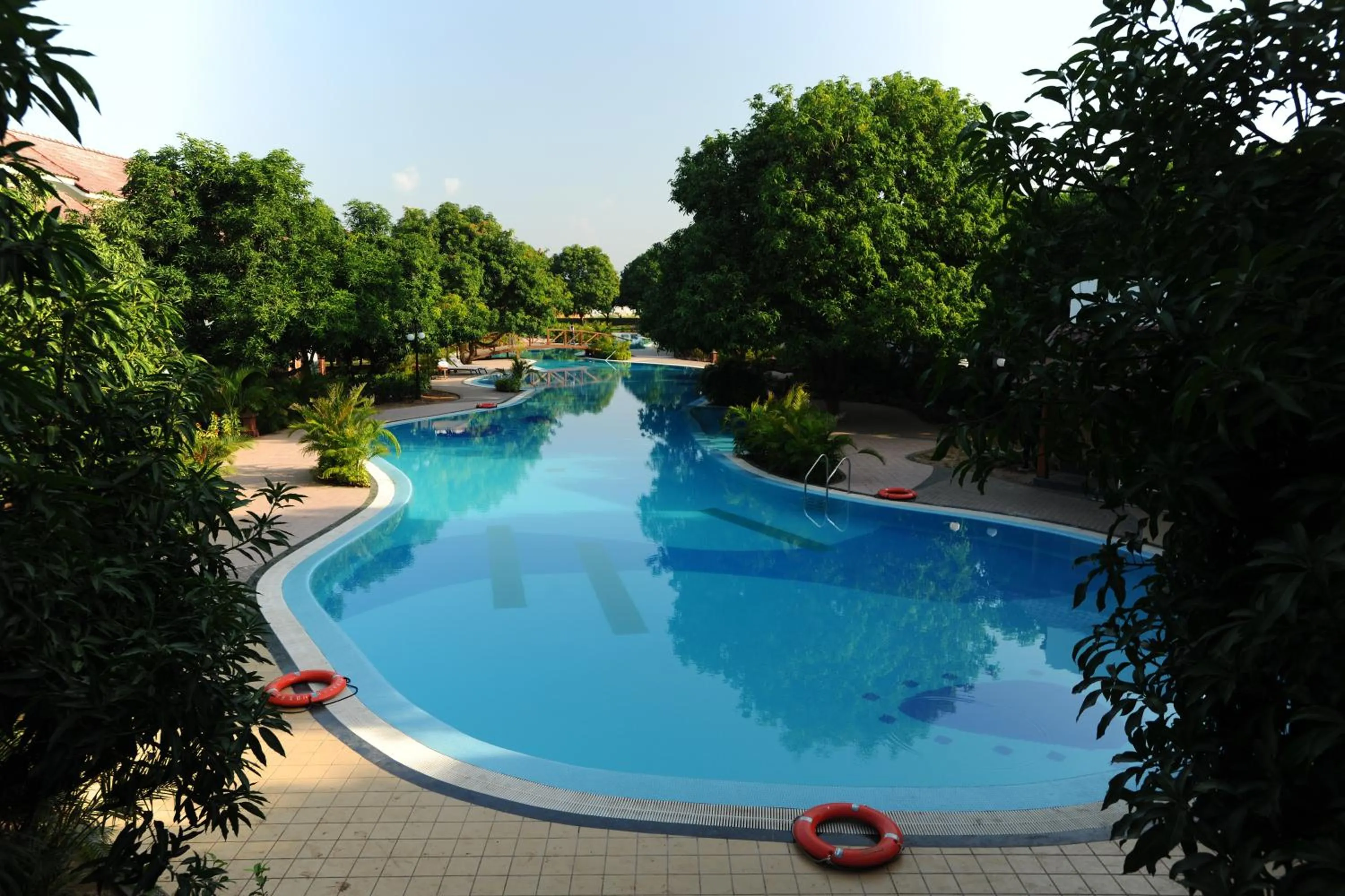 Swimming pool in Madhubhan Resort & Spa